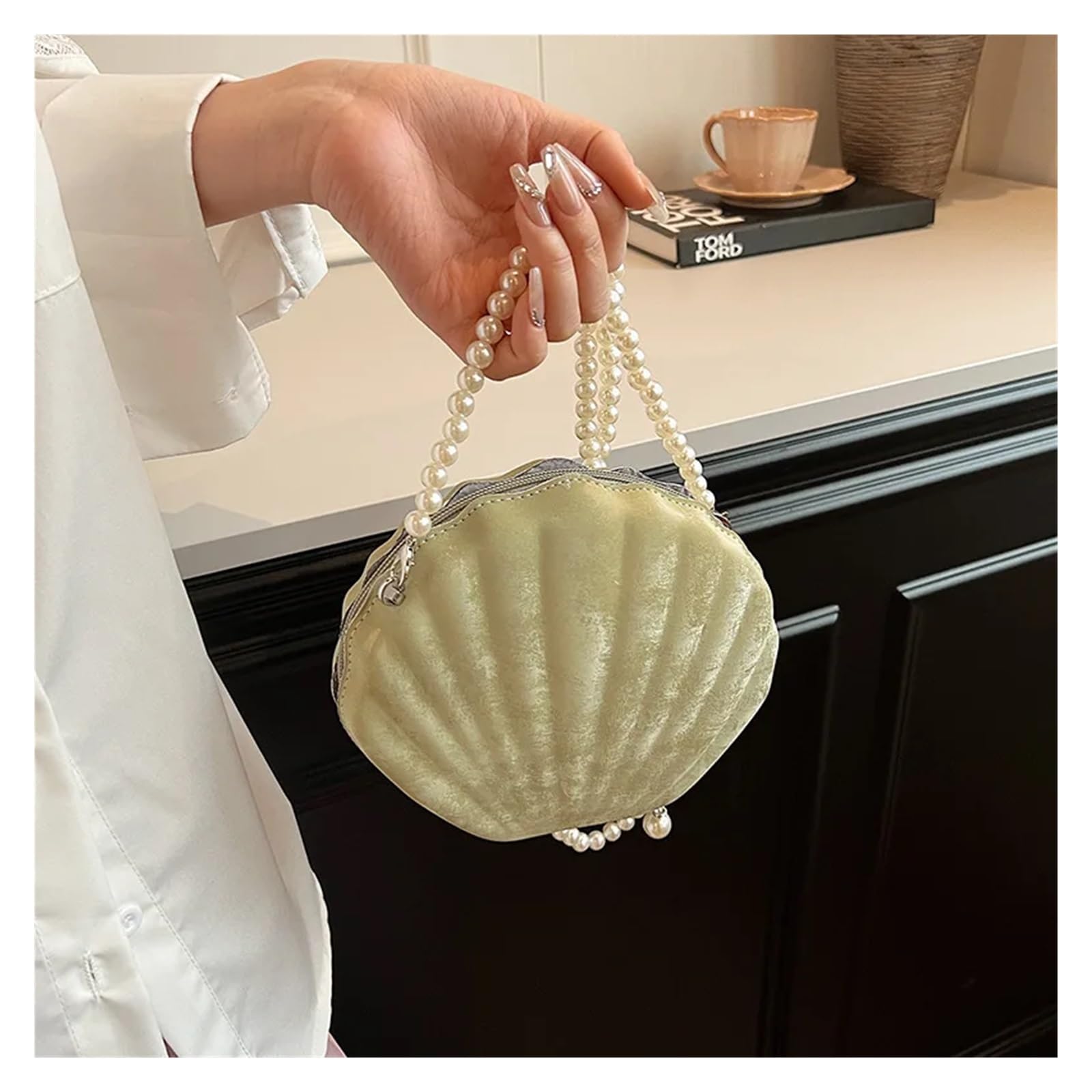 Conchiglia Borsa A Tracolla Singola Borsa da donna in velluto con texture tinta unita, borsa da sera con conchiglia, pochette con catena di perle, borse a tracolla da donna Adatta Per Matrimoni e Fest