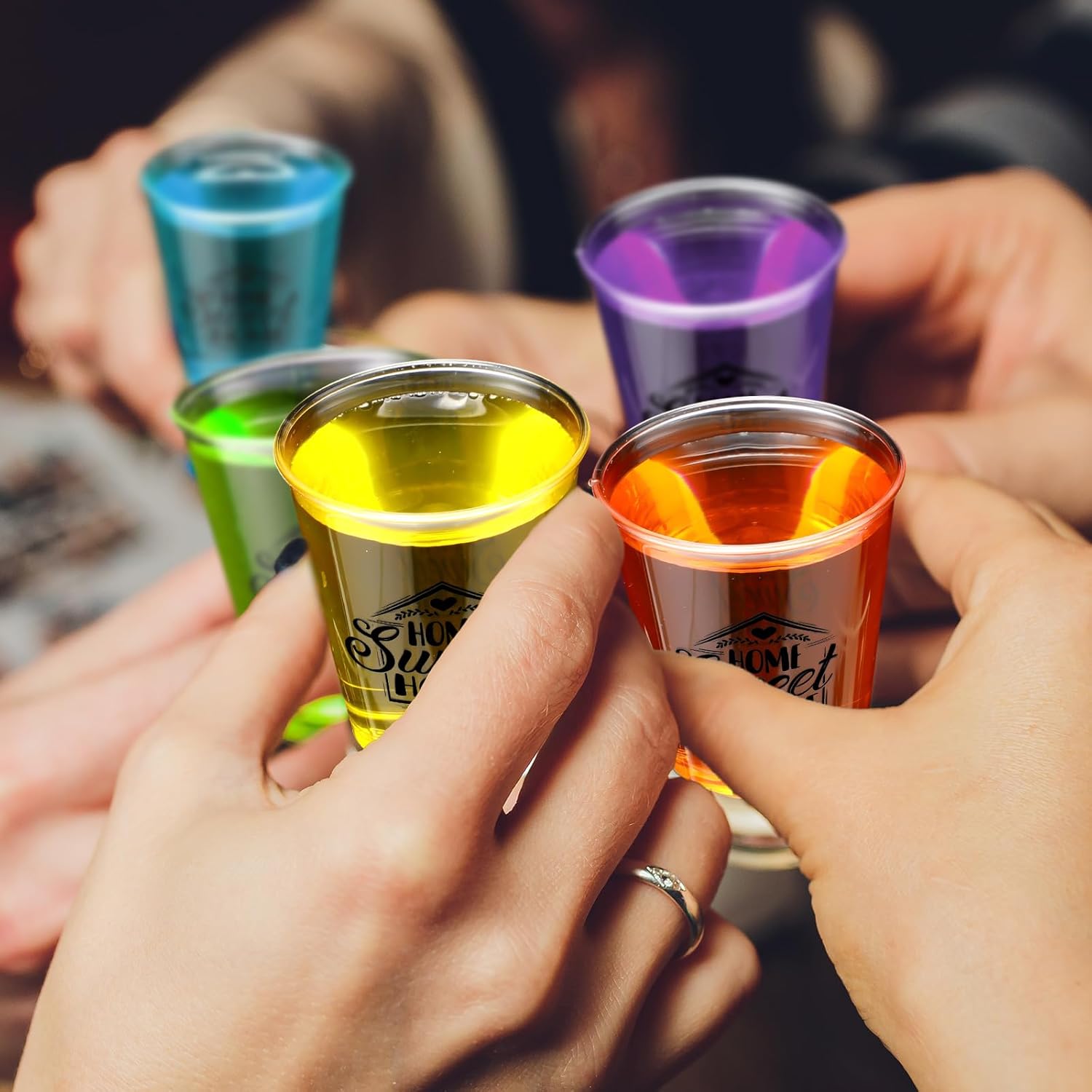 Sliner 200 Pcs Housewarming Return Gifts Shot Glasses Party Favors Sweet Home Mini 1.5 oz Clear Disposable Plastic Party Cups House Warming Return Presents for New House First Home Decorations