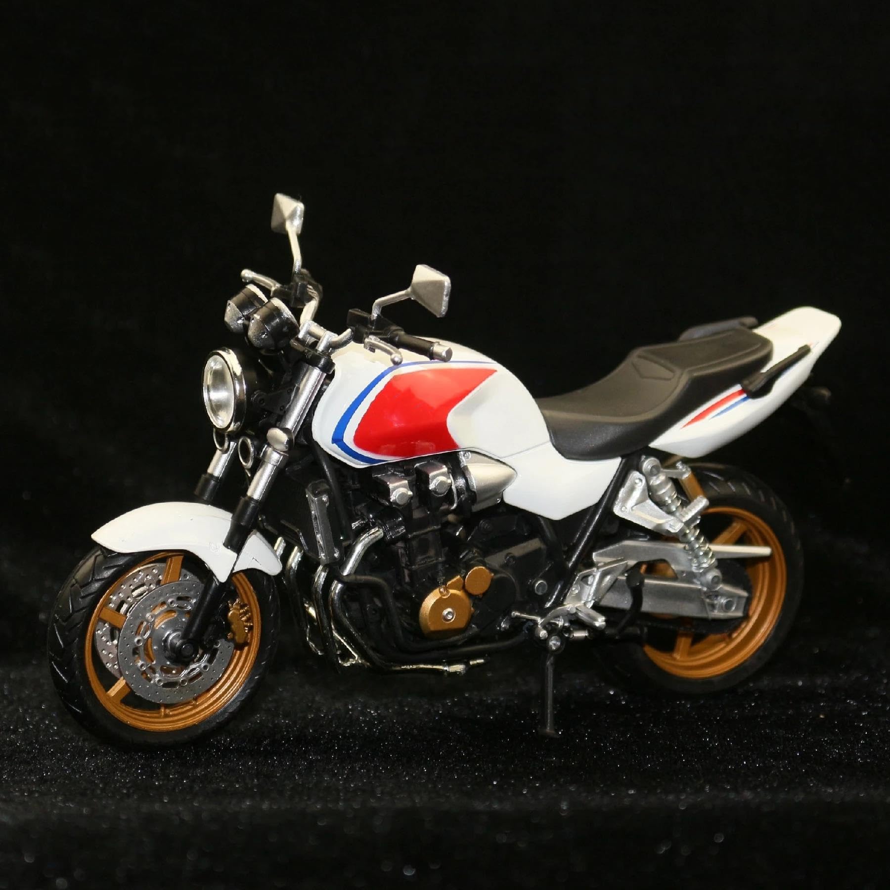 Modelo a Escala de Moto 1/12 para Honda CB1300SF Moto De Juguete A Escala 1:12 Regalo Colección En Miniatura