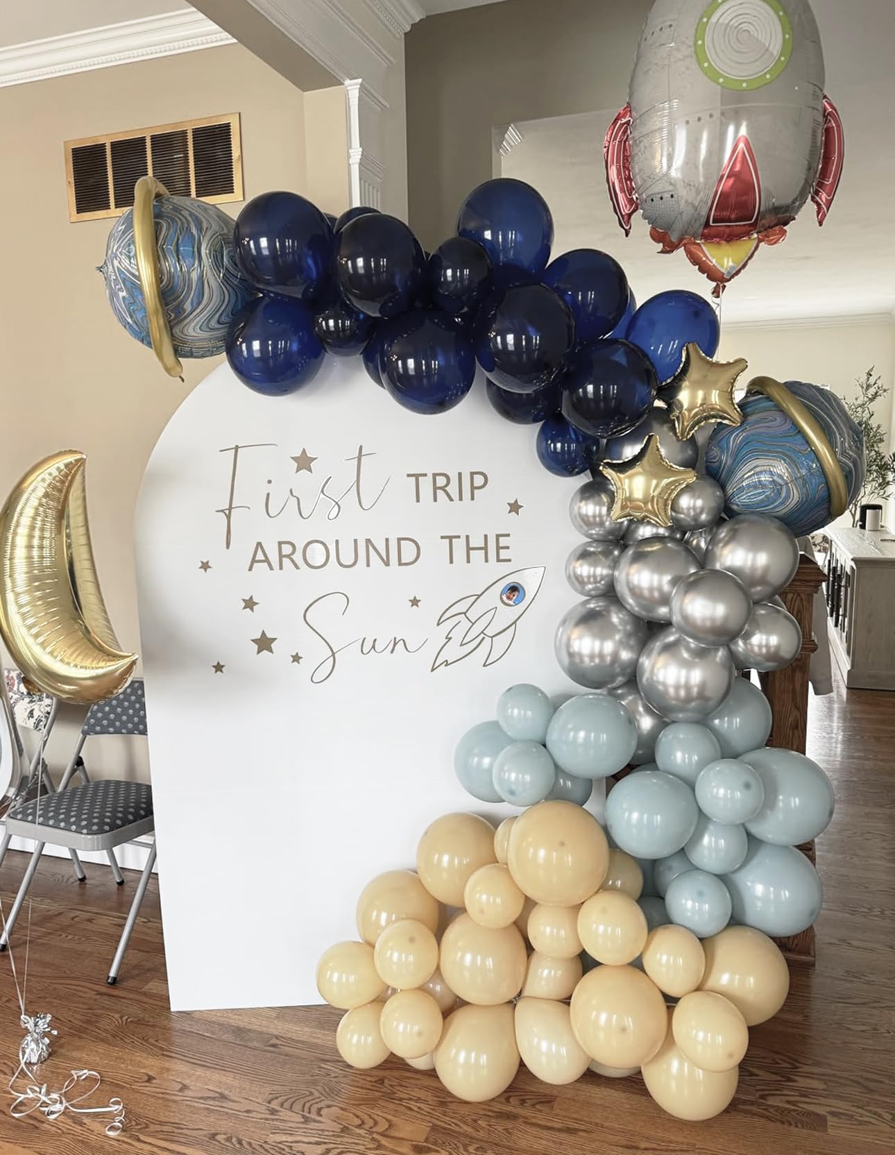 JOYYPOP Outer Space Balloon Garland Kit - 118Pcs NASA Astronaut Party Decorations With UFO & Rocket