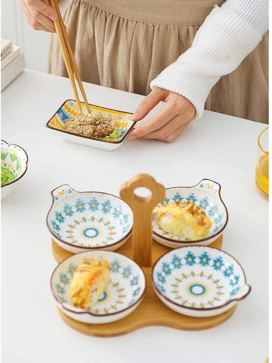 Confezione da 4 Bellissimi Piatti Multiuso in Ceramica per Salse/Ciotole per Salse, Mini Piatti durevoli, Piatti per condimenti per Salsa di