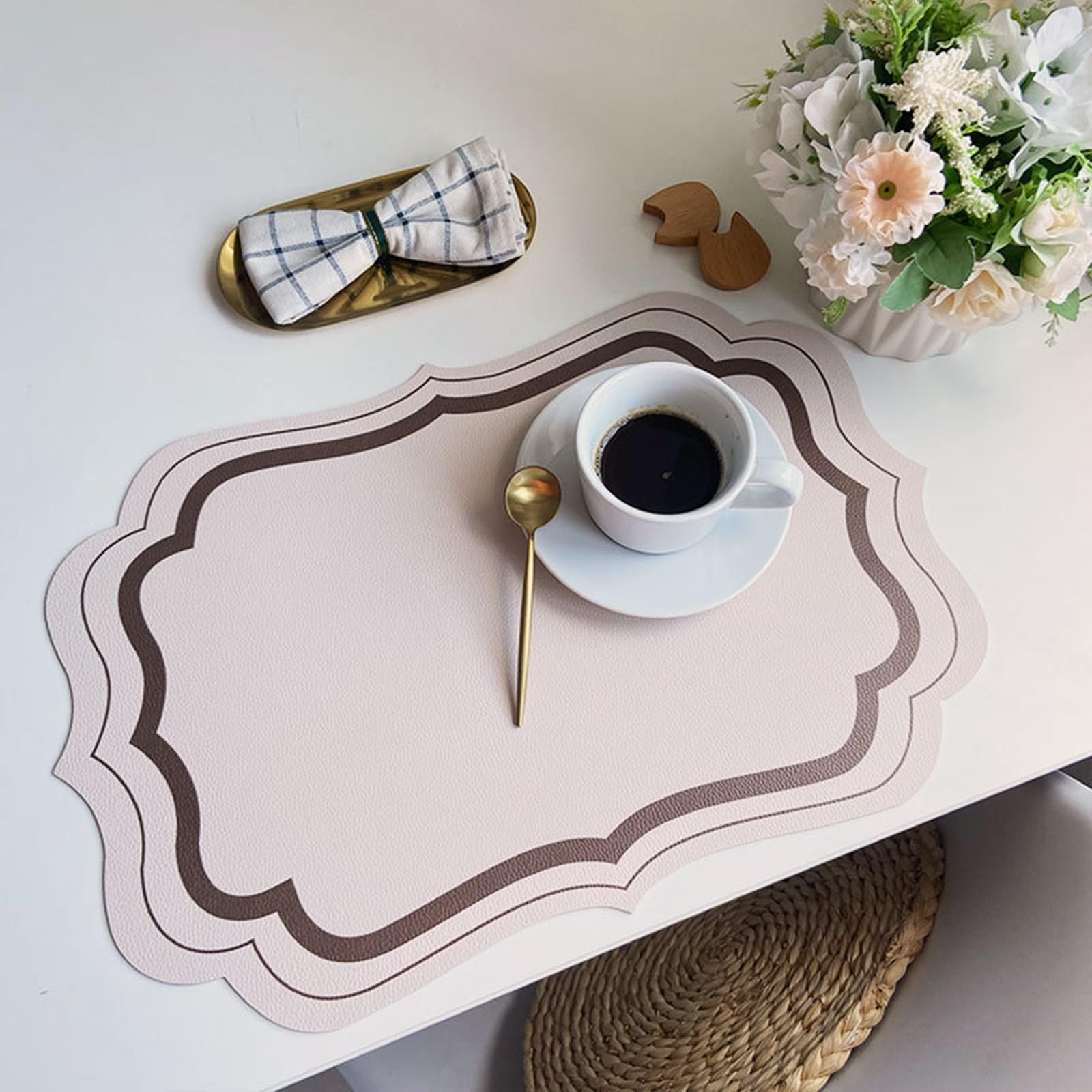 Platzdeckchen 6 Stück, Platzset Rechteckig rutschfest Leder Dunkler Kaffee Platzmatten Abwaschbar 30x45cm