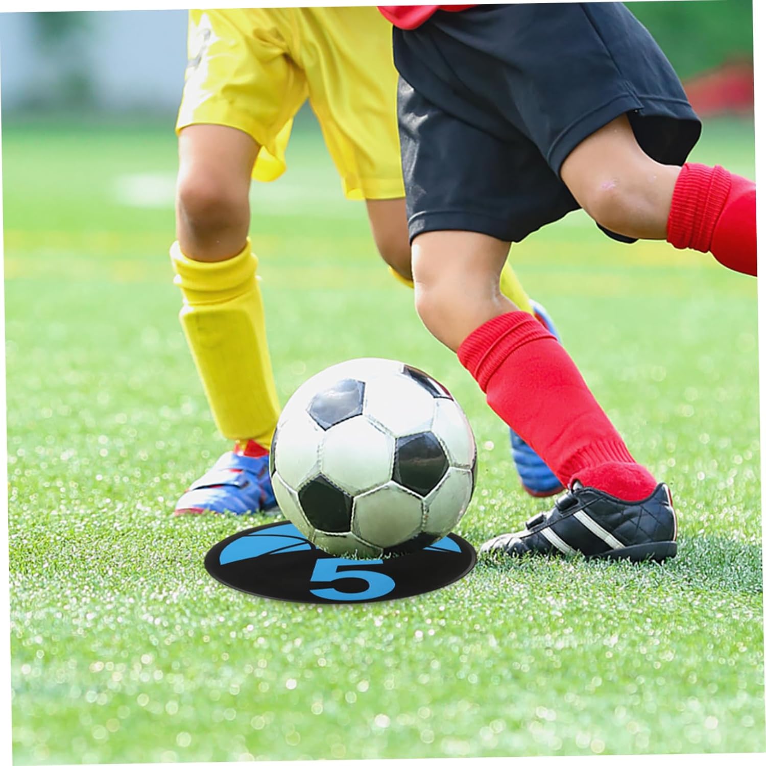 10pcs Football Training Markers Non- Soccer Sign Discs for Agility Drills and Daily Use for Boys and Girls Soccer and Basketball Training Lightweight and