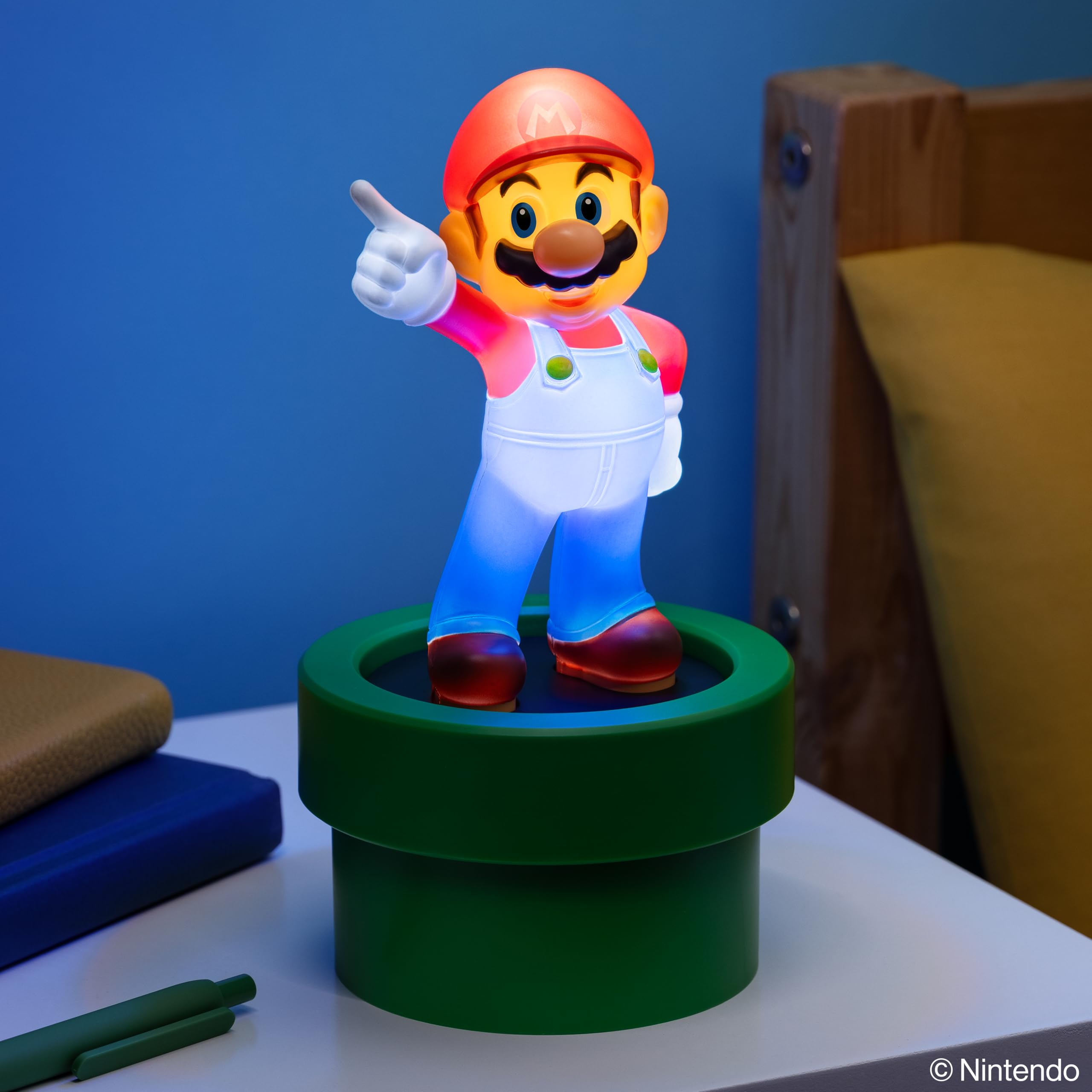 Lampa figurkowa Super Mario – oficjalnie licencjonowany produkt Nintendo z Mario, wystrój domu i biura, prezent dla graczy retro, zasilanie bateryjne | Paladone