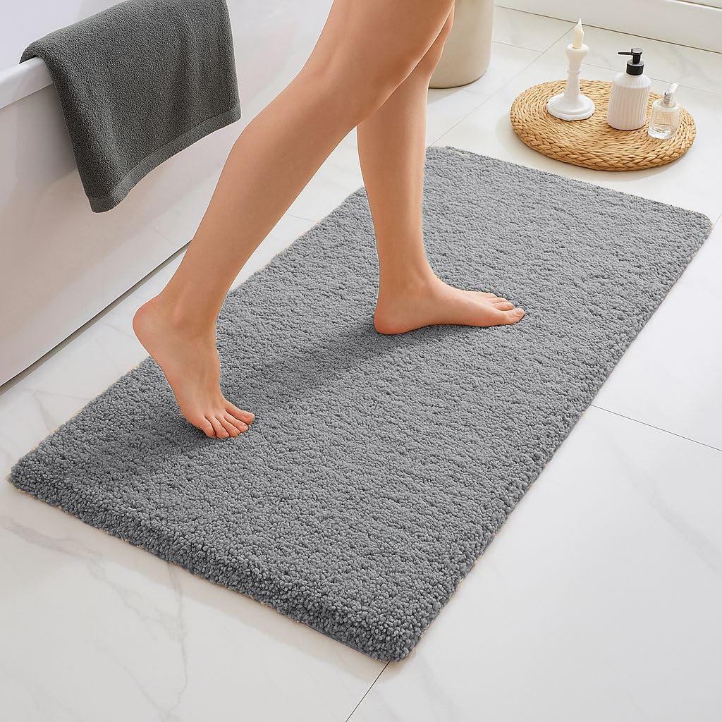 Amazon Brand - Solimo Premium Anti-Slip Microfibre Bathmat | 50 cm x 120 cm | Pale Grey | 2000 GSM | Super Absorbent | Anti-Skid | Quick Dry | Machine Washable