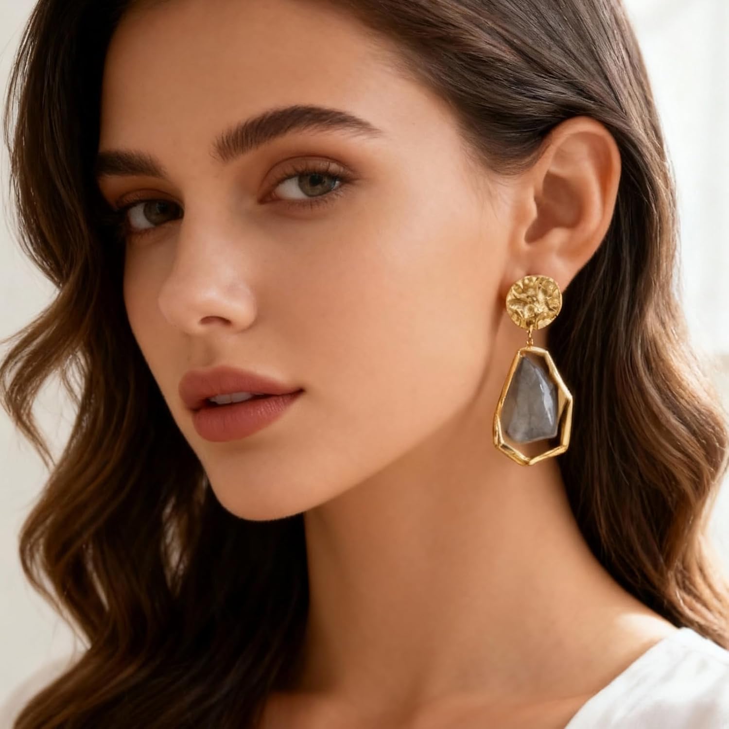 Vintage Crystal Dangle Earrings Gold Statement Dangle Chunky Gold Earrings for Women Brown Bronze Earring Vintage Jewelry Accessories for Party Outfits Trendy Jewelry Gifts - Image 4