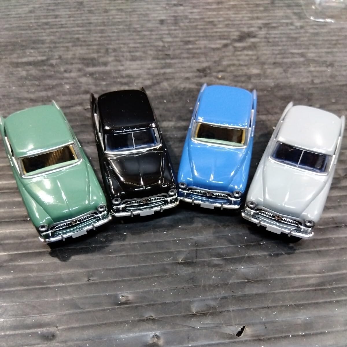 Amazon.co.jp: 14/ 4台まとめて トミカリミテッドヴィンテージ 10周年