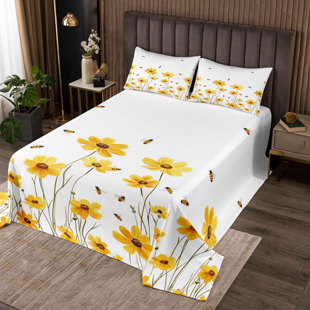 Erosebridal Honeybee Coverlet Set King Size Sunflower Bedspread for Children Cute Natural Cartoon Botanical Spring Yellow Florals Wildlife Farmhouse Plants Quilted