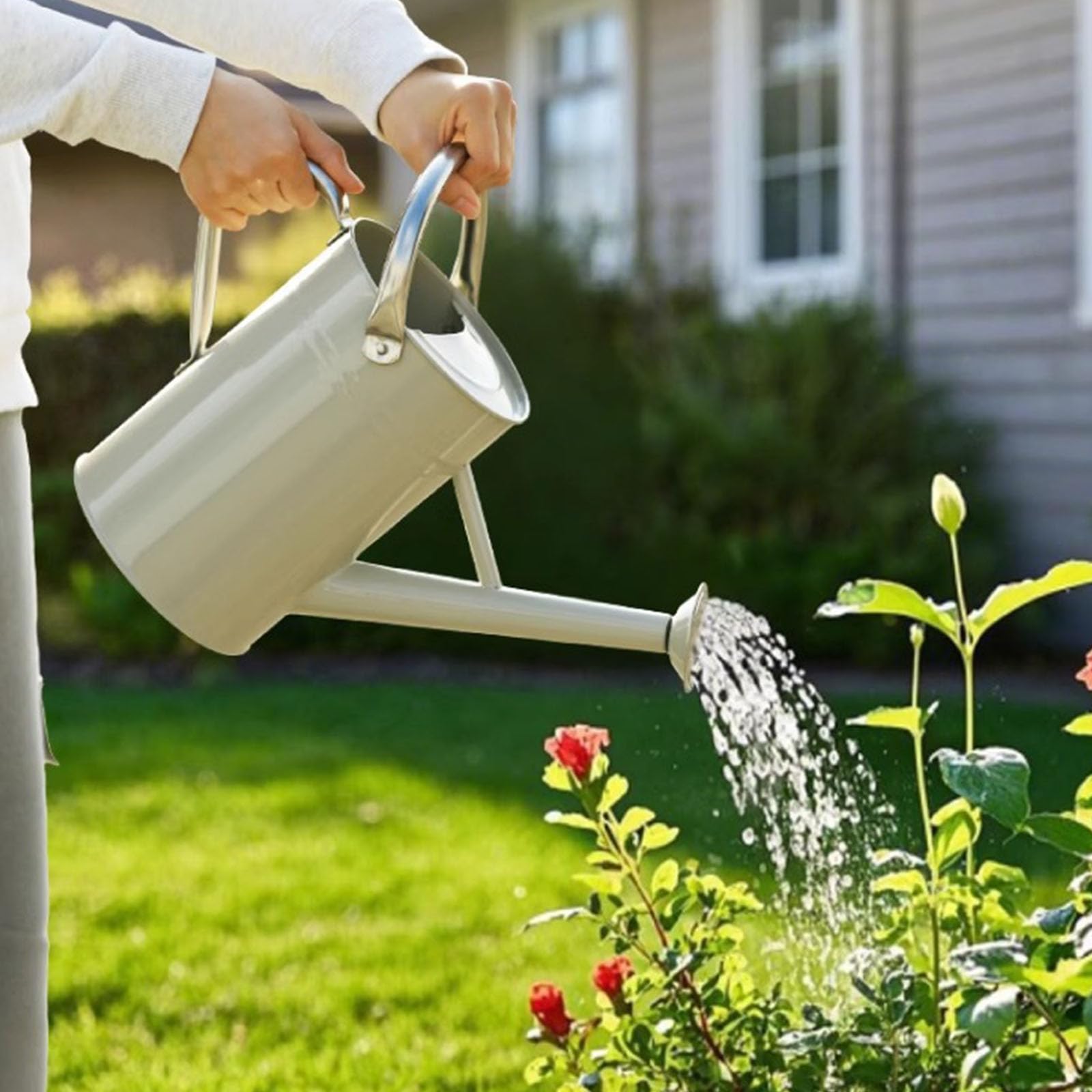 Robuste 5-Liter Gießkanne aus Stahl mit ergonomischem und Verstellbarer Düse für die Pflanzenpflege Garten Retro Stil