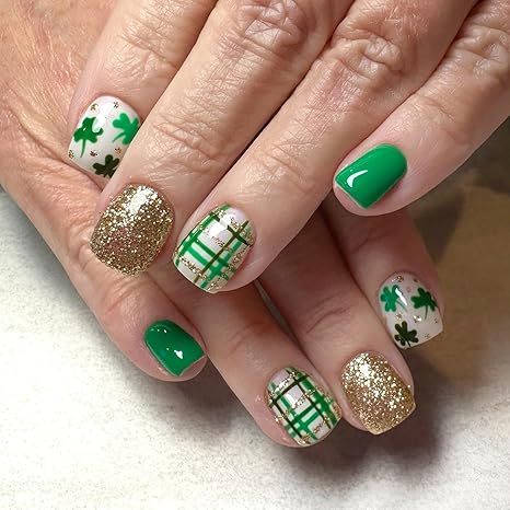 🍀 St. Patrick's Day Nails: 24pcs Press-on Manicure