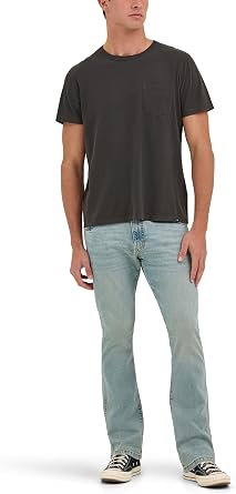 Wrangler Men's Regular Fit Bootcut Jean
