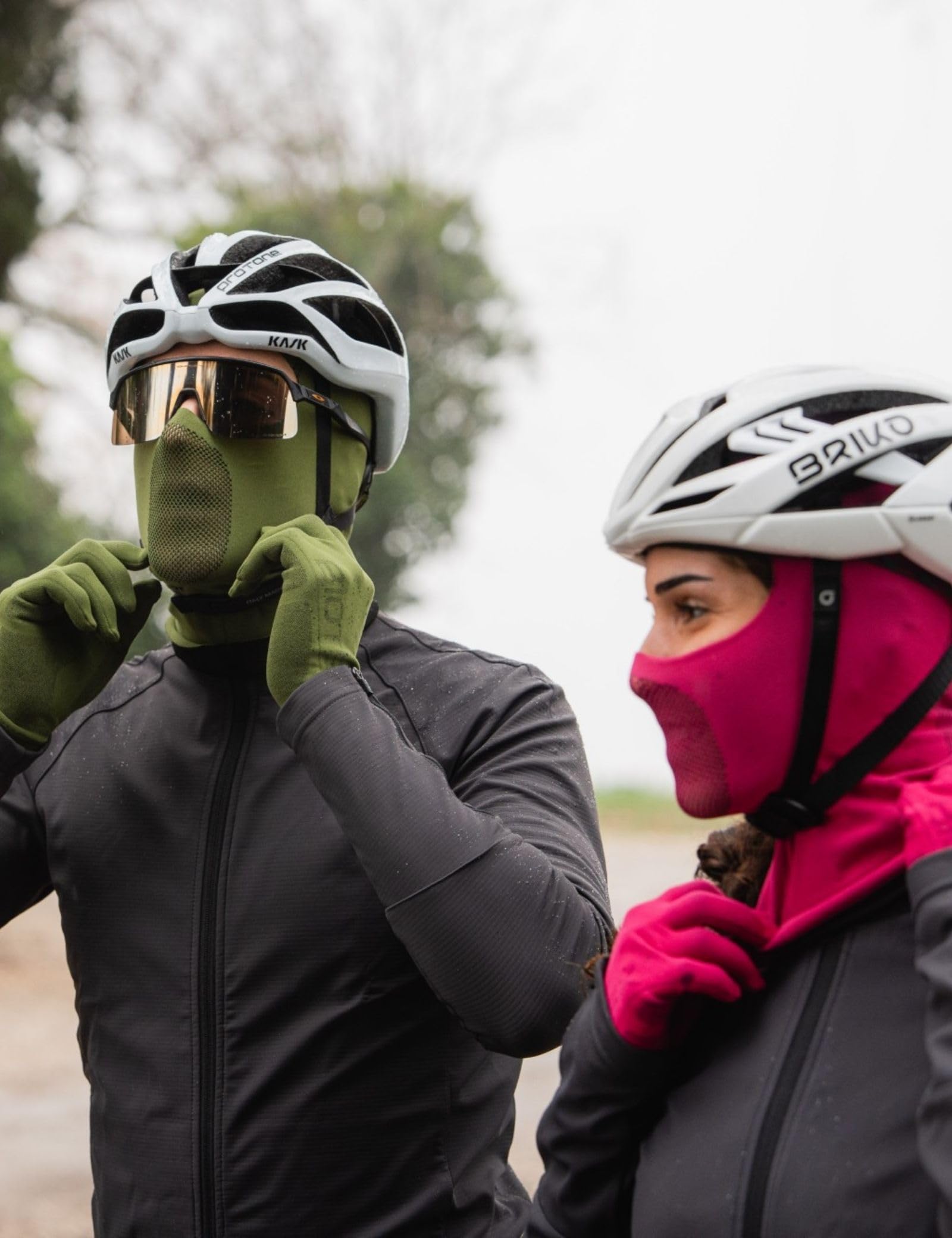 BIOTEX Cagoule Limitless Thermique et Respirant pour l'hiver, sans couture, Idéal pour cyclisme, VTT, moto et sports d'hiver