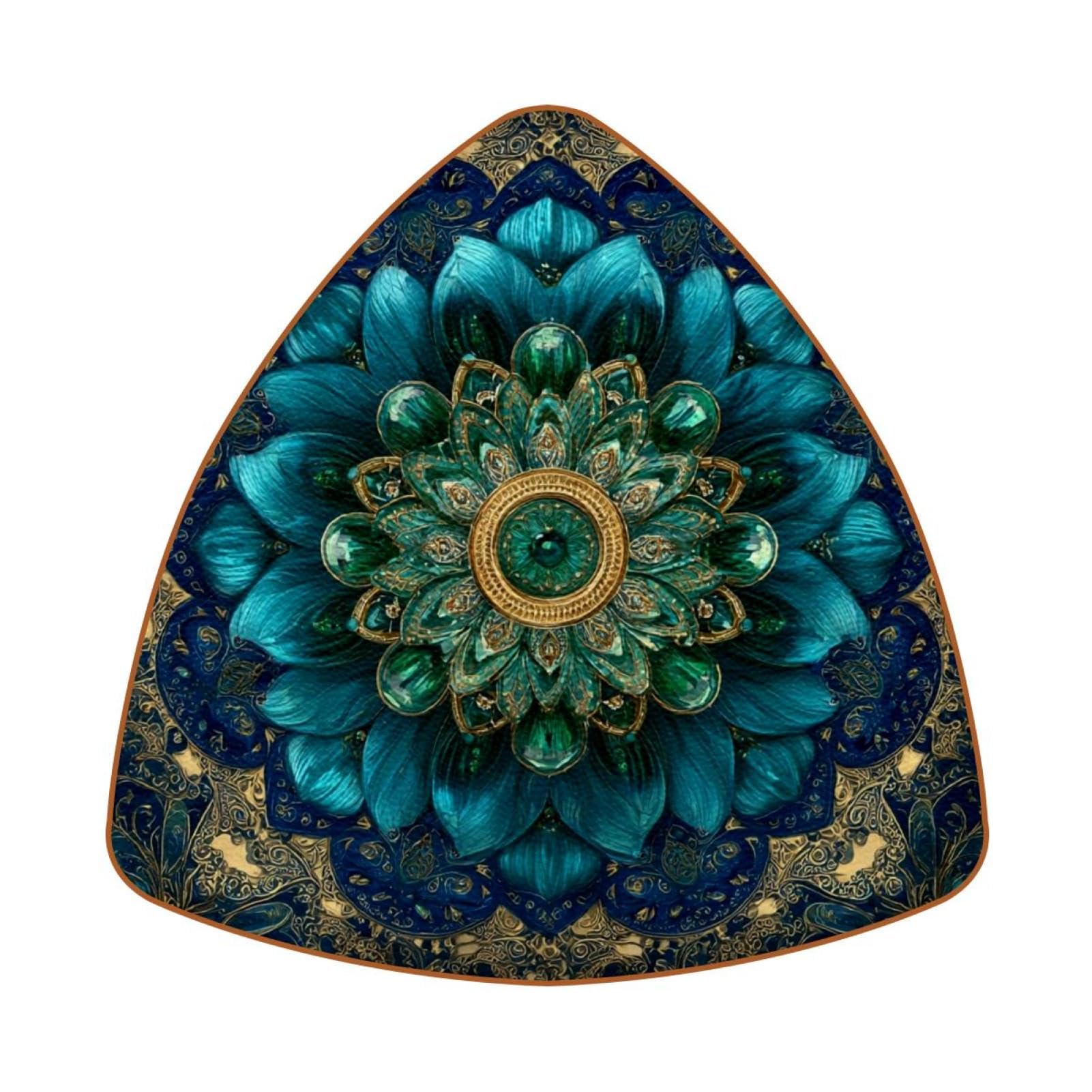 Dessous de verre en cuir mandala chic et triangulaire pour sublimer vos tables de restaurant