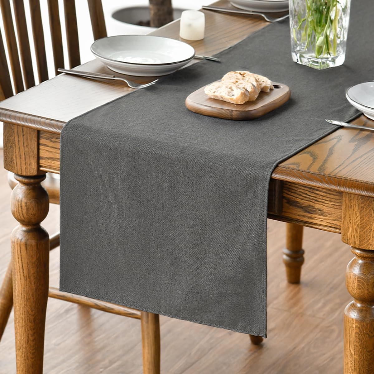 Artoid Mode Dark Grey Table Runner, Seasonal Fall Winter Machine Washable Kitchen Dining Table Decoration for Home Party Decor 40x180 cm