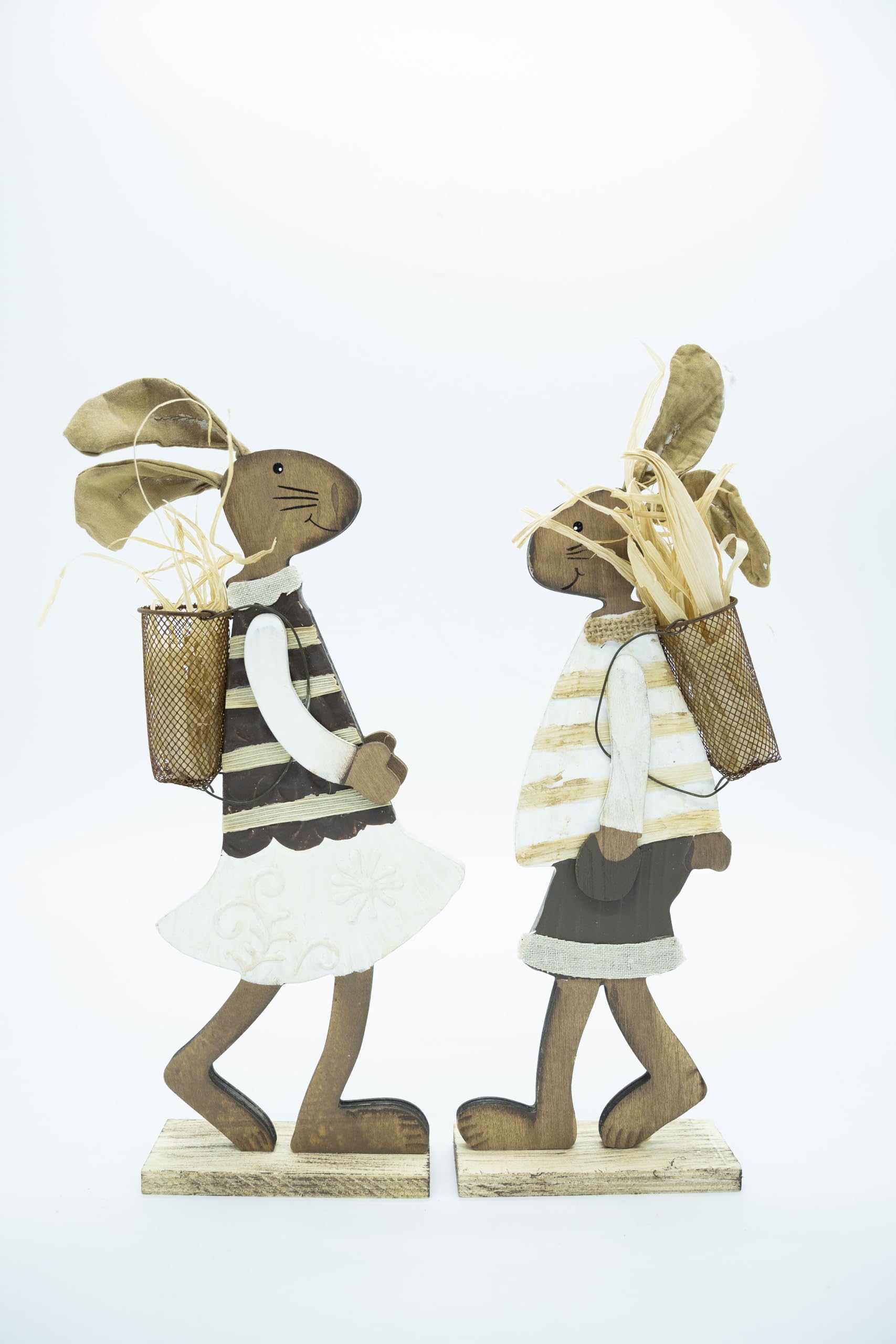 HEITMANN DECO - 2er Set Holzhase und Häsin mit Drahtkörbchen - Frühlingsdekoration - Osterdeko Figuren aus Holz