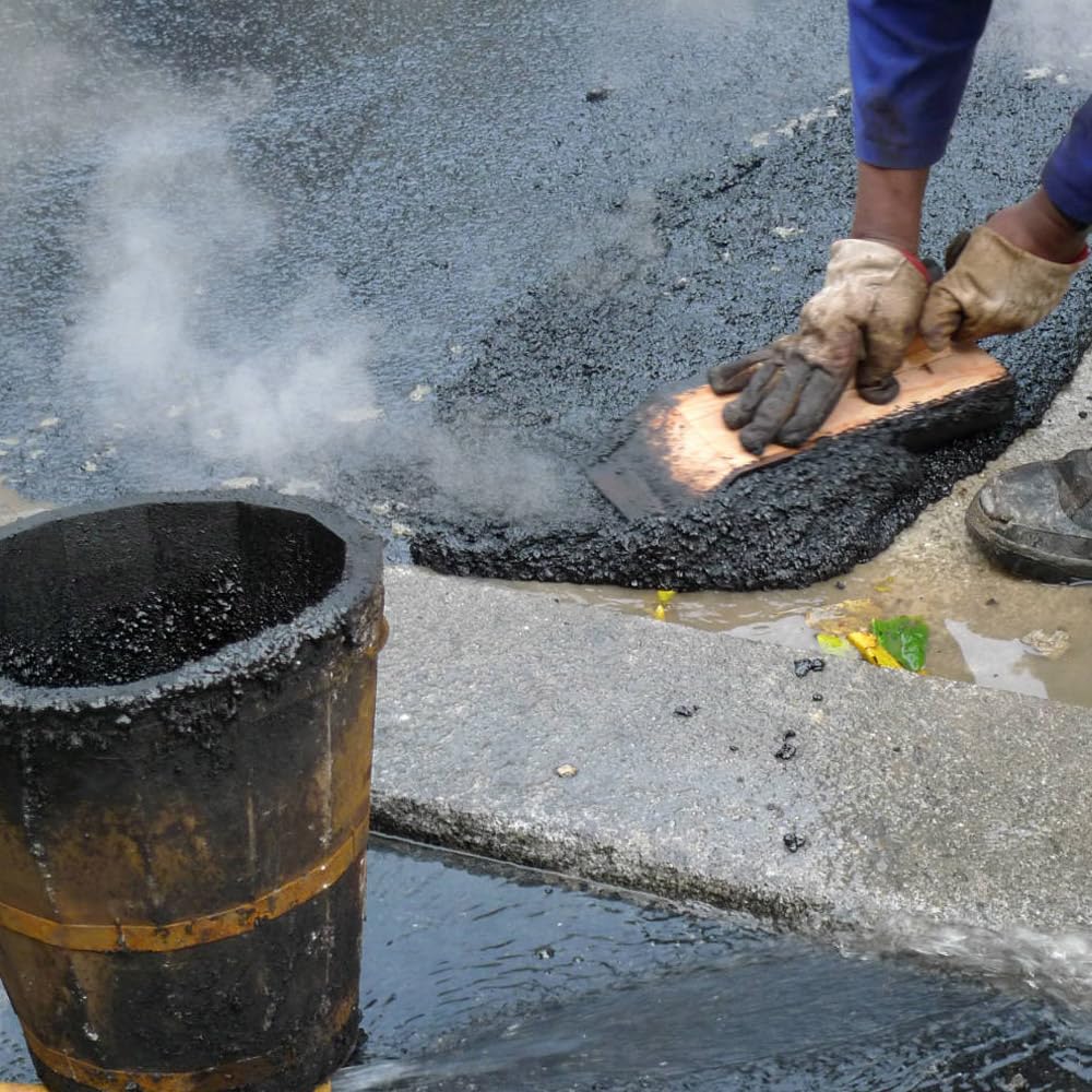 Dégoudronnant dissolvant bitume et cambouis 1 L Jaune clair - MATPRO