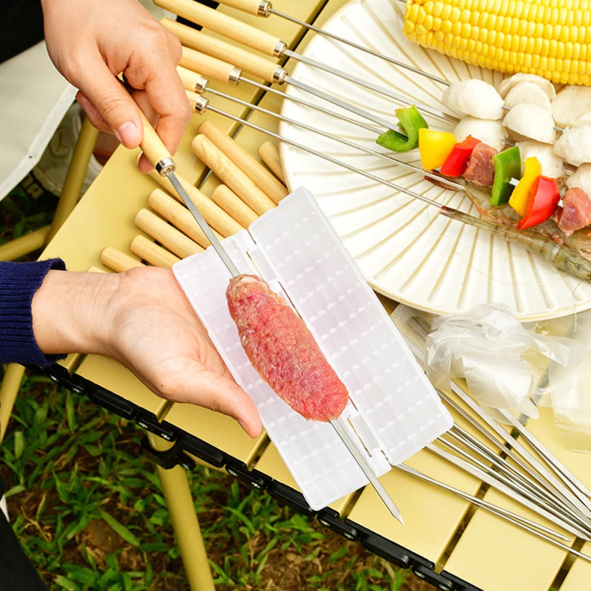 Brochetas de Barbacoa 21 Piezas de Acero Inoxidable Mango de Madera | Juego Completo, Fácil de Transportar y Guardar, para Hogueras y Fiestas Incluye Accesorio Maker