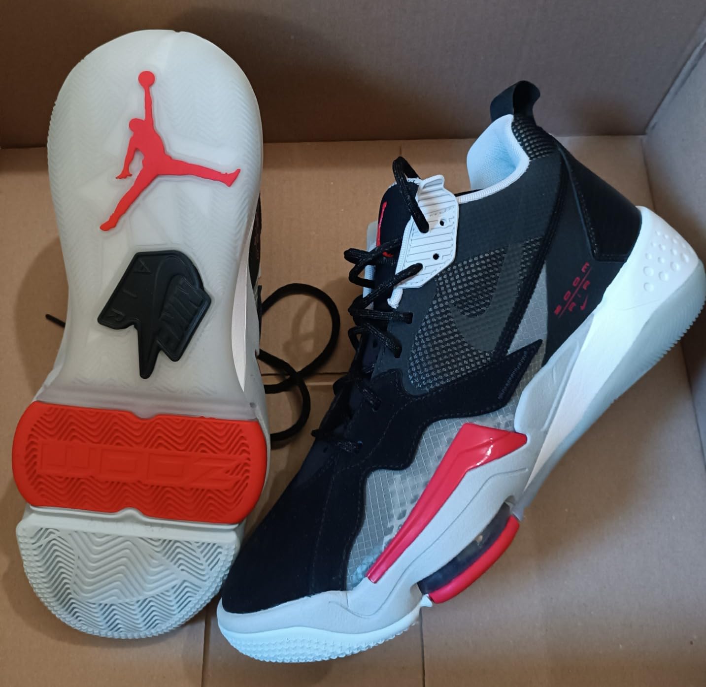 jordan zoom 92 black white