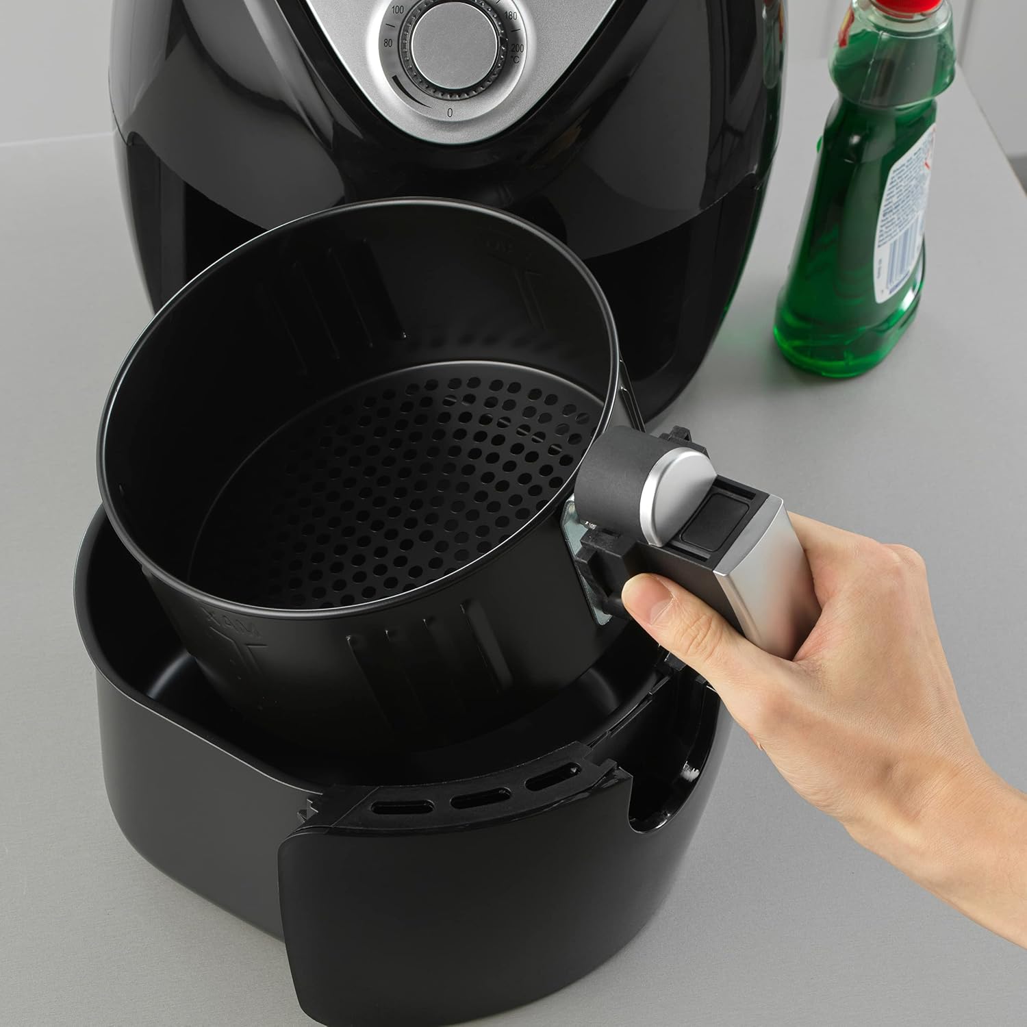 Salter EK2818-Friggitrice ad Aria Calda, 3,2 Litri, 1300 W, Ideale per cibi fritti più sani, Timer 30 Minuti, Controllo della Temperatura Regolabile, Nero, 3.2 Litre Salter EK2818-Friggitrice ad Aria Calda, 3,2 Litri, 1300 W, Ideale per cibi fritti più sani, Timer 30 Minuti, Controllo della Temperatura Regolabile, Nero, 3.2 Litre