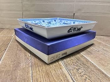 鉢■味わいのある古い角皿 谷辰 ススキの絵 四角鉢 平鉢 水盤 土物 菓子器 鉢□味わいのある古い角皿 谷辰 ススキの絵 四角鉢 平鉢