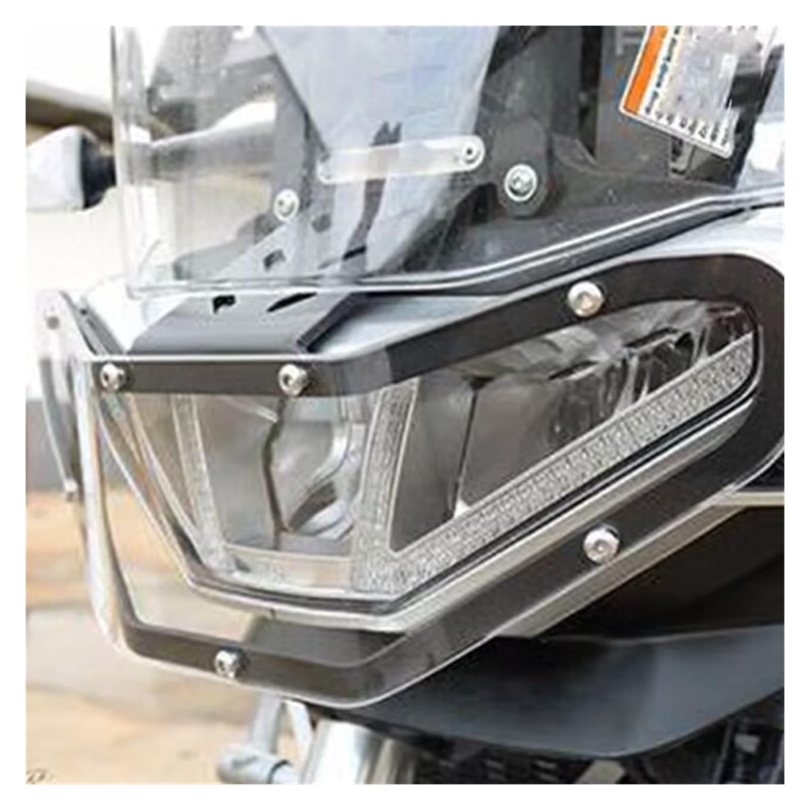 Aprilia Tuareg 660, gli accessori SW-Motech per ogni tipo di viaggio