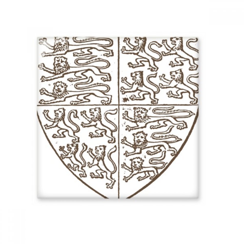 Carreaux de céramique Baroque Blanc Noir pour rénover une cuisine terne