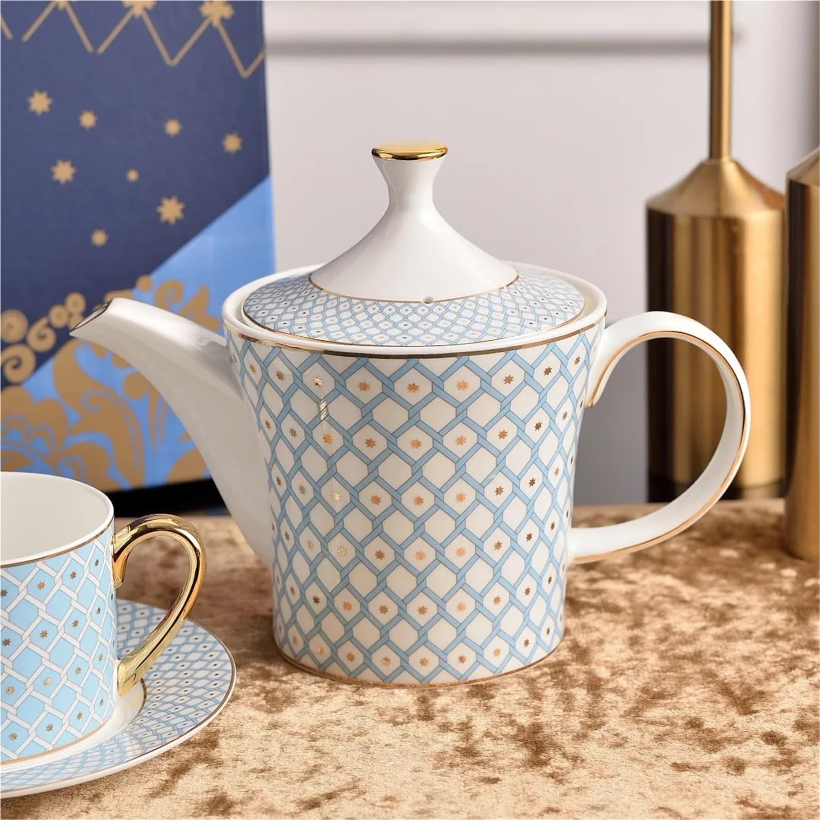 Filiżanki, filiżanki i spodki, europejski zestaw Bone China, delikatna filiżanka do kawy i spodek, kolekcja naczyń na popołudniową herbatę (kolor 3)