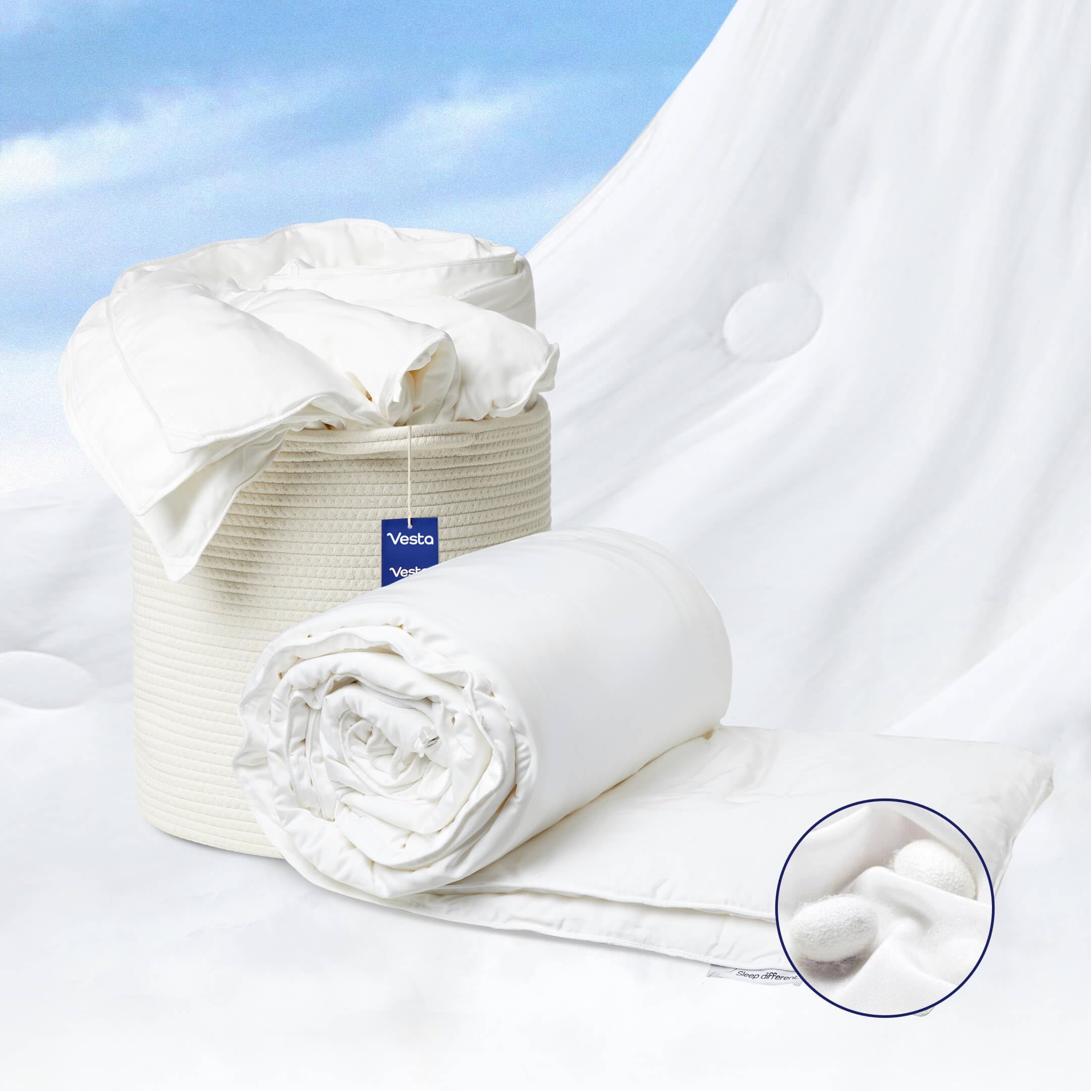 Vesta Luxury Silk Comforter – Finest All Season Model, 100% Rare Dupion Silk Fill with 100% Pima Cotton Shell, Ultra-Soft, Moisture-Wicking Duvet Insert, Queen Size (Alaskan Snow, 1.7kg, 3.85lbs)