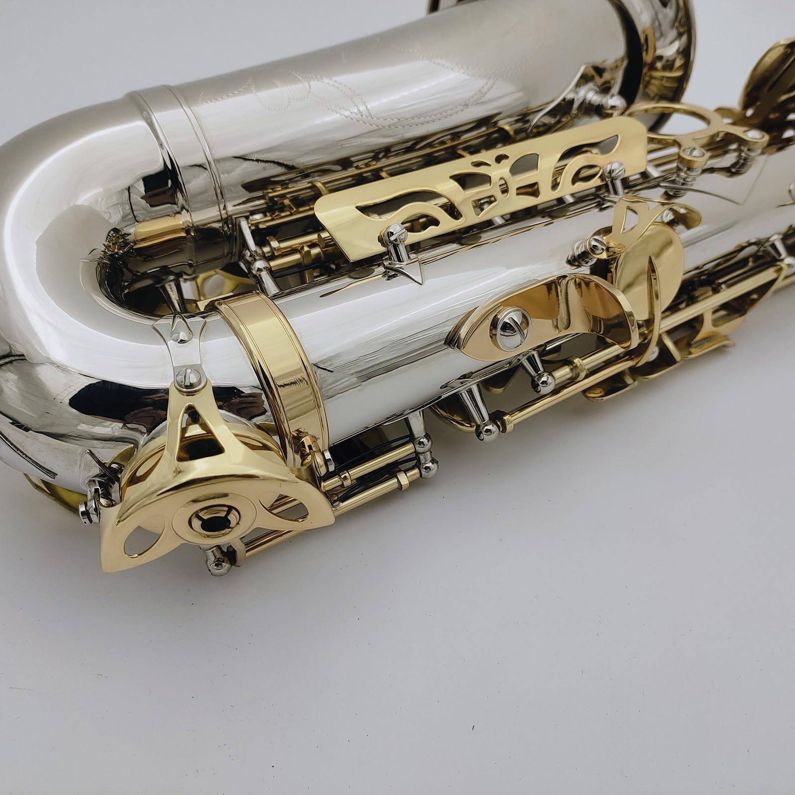 Alto Mib Tune Saxophone Laiton Nickelé Corps Plaqué Or Laque Clés Mi Bémol Sax Avec Étui En Toile Saxophones pour Etudiants