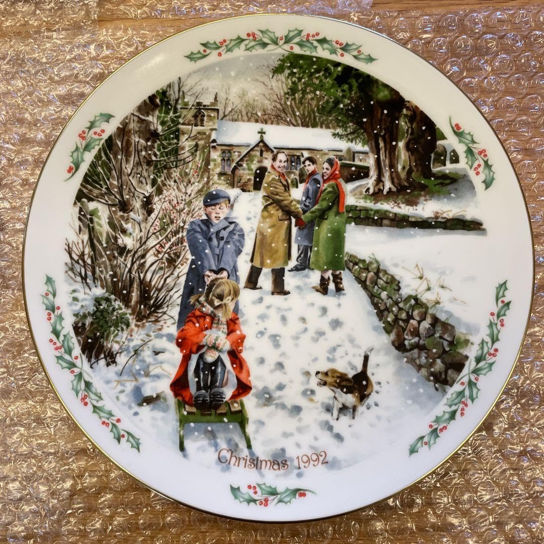 Amazon.co.jp: ロイヤルドルトン クリスマスプレート5枚セット