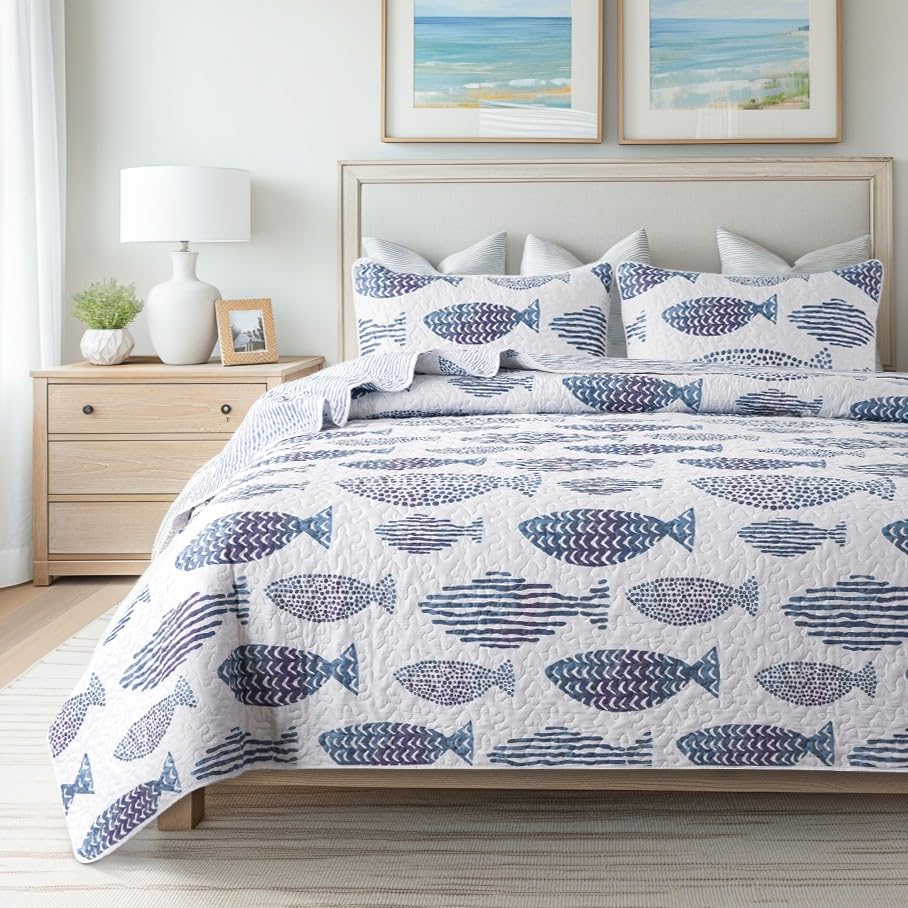 SLPR Sea of Dreams 2-Piece Quilt Set - Twin Size with 1 Sham, Blue and White Ocean-Inspired Bedding Set, Nautical Fish Design, Lake Themed Coastal Quilted Bedspread for Modern Maritime Decor