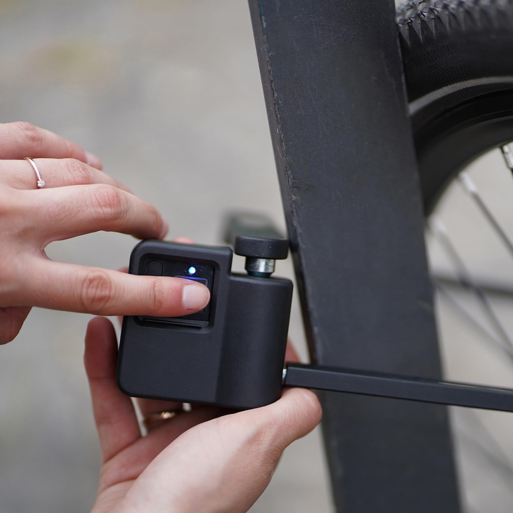 Prophete Antivol pliable avec empreinte digitale et porte-cadenas - Antivol de vélo avec haute protection contre les manipulations - Niveau de sécurité maximal 7 - Noir