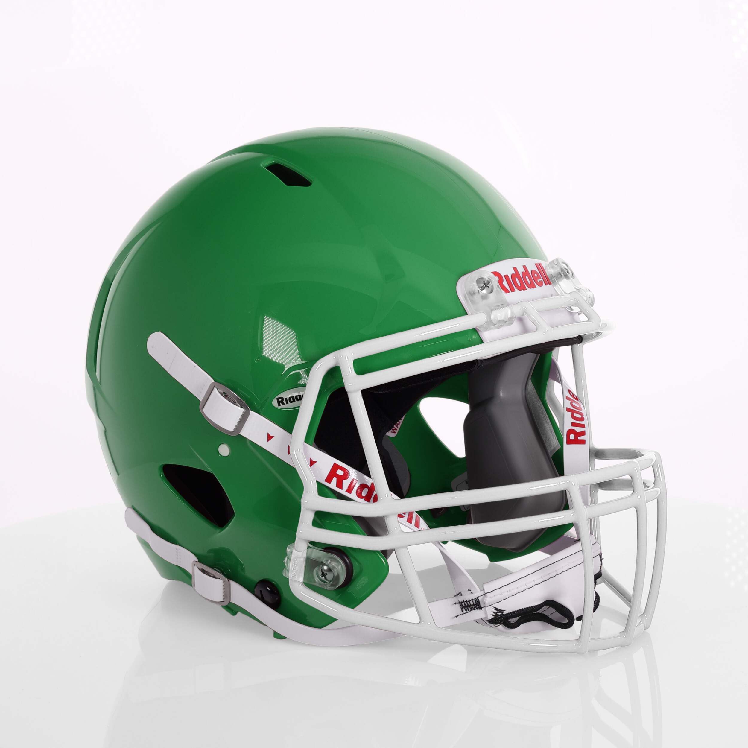 Amazon.com : Riddell Speed Victor-I - Youth w/White S2BD-HS4-1P