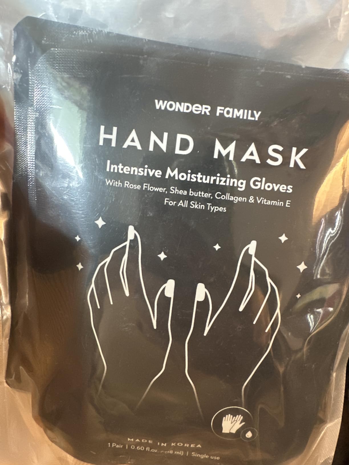 WONDER FAMILY Hand Mask – Moisturizing Gloves for Dry Cracked Hands – 15-Minute or Overnight Treatment, Collagen Hand Masks, Hand Moisturizer Cotton Gloves for Sleeping Alternative, Repairing Treatment for Women