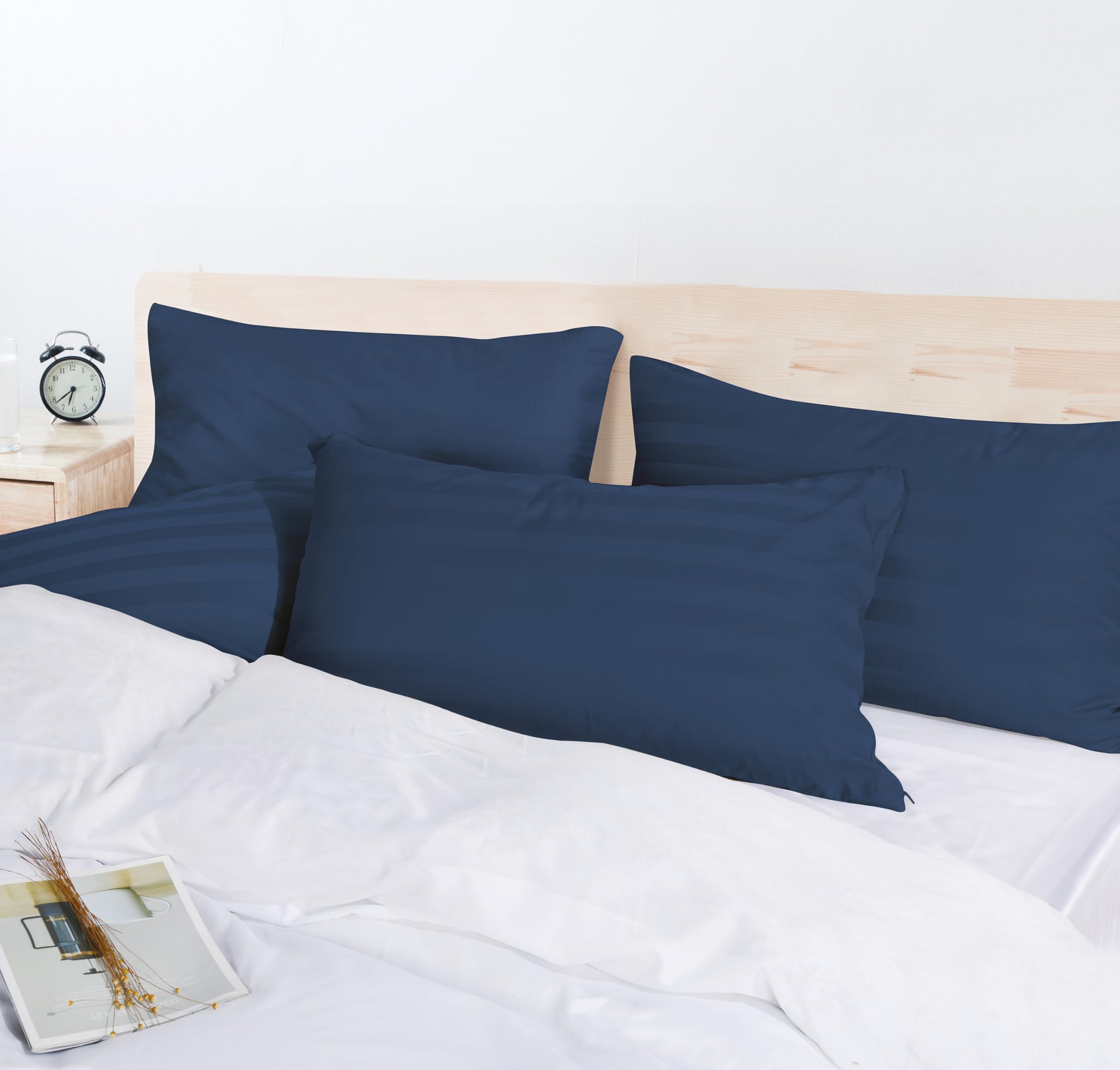 Set di 4 federe copricuscino in 100% cotone egiziano, tessuto in rasatello a 400 fili, con cerniera nascosta, traspiranti, non rumorose, facili da pulire, set da 4 pezzi (blu navy a righe)