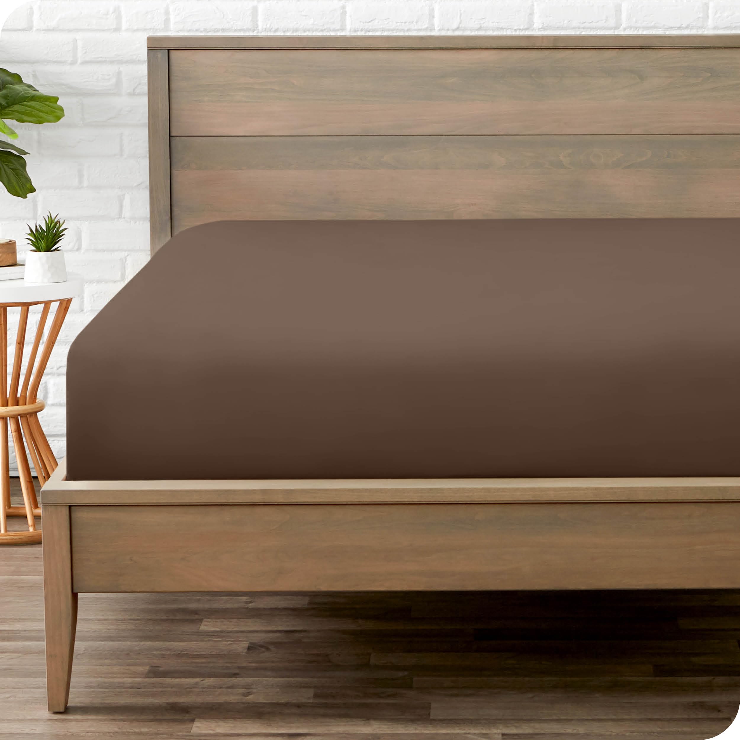 Bare Home Fitted Bottom Sheet Full XL Size - Premium 1800 Microfiber - Ultra-Soft Hotel Luxury - Deep Pocket - Durable and Long Lasting - Extra Long Fitted Sheet (Full XL, Cocoa)