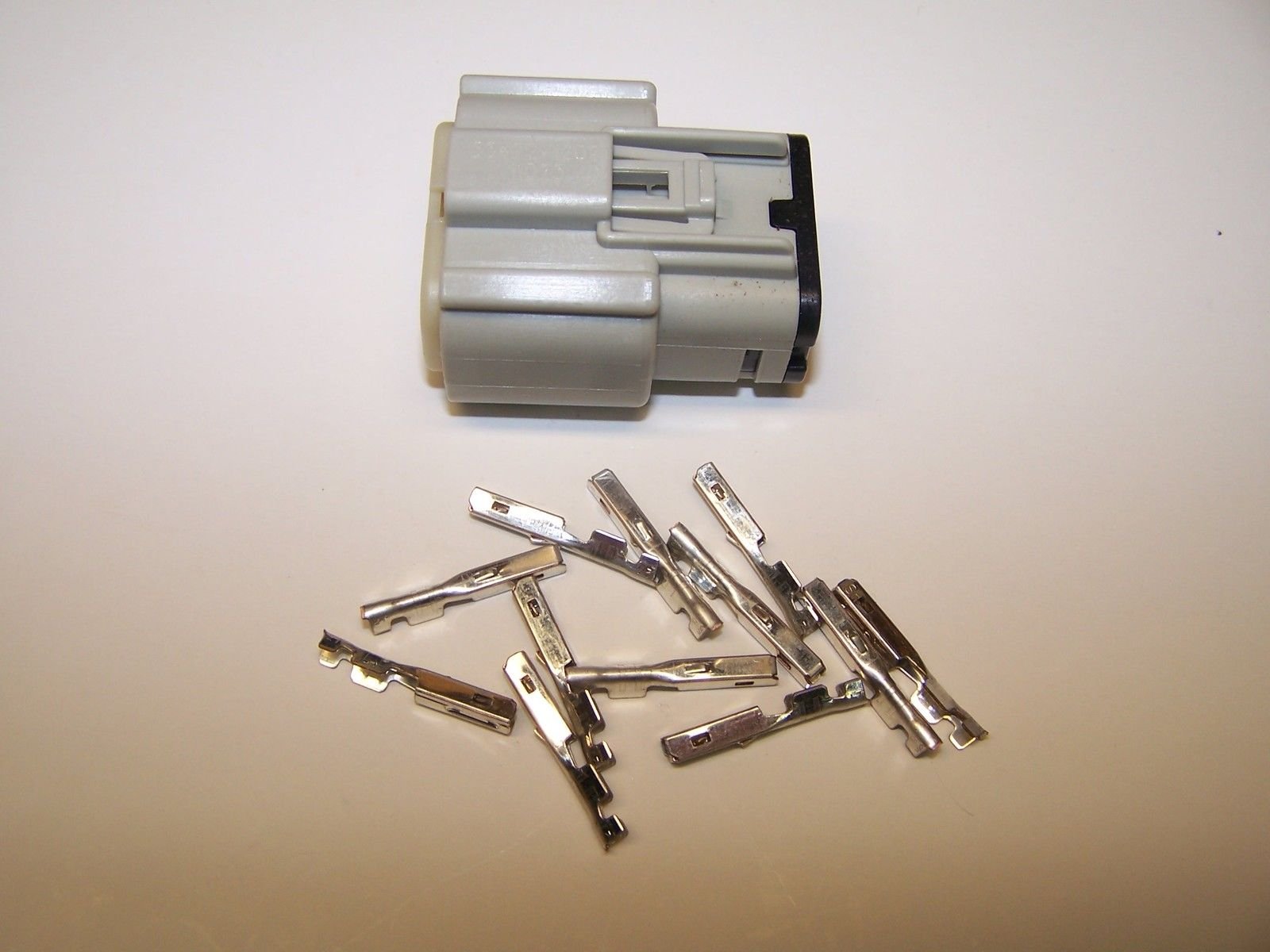 y/a  MX150 4 WAY CONNECTOR HOUSING A KEY