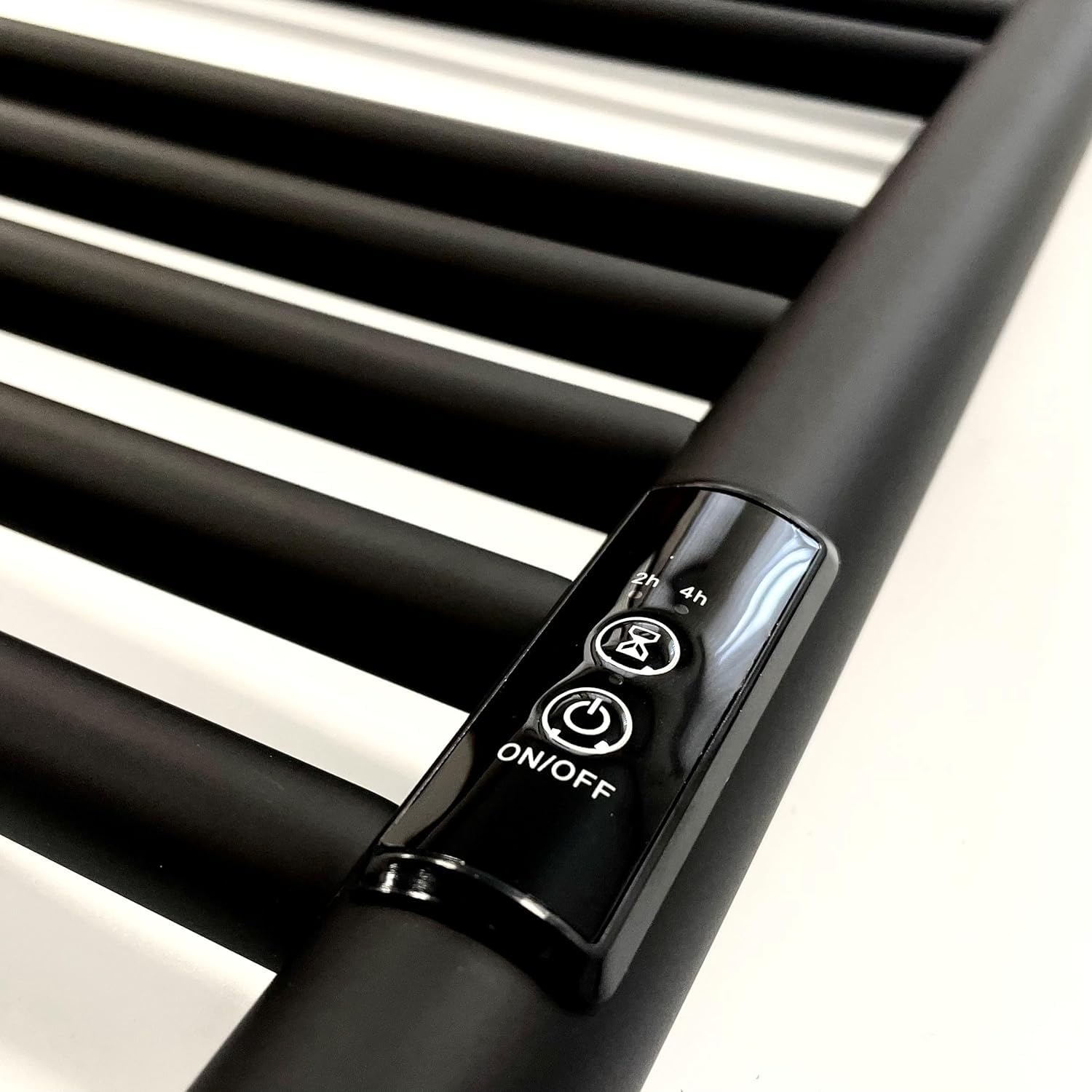 Manissa Handtuchheizkörper Elektrisch – Beheizter Handtuchhalter aus Edelstahl, 500x1000 mm, Modernes Design in Schwarz, Energiesparend & Stilvoll