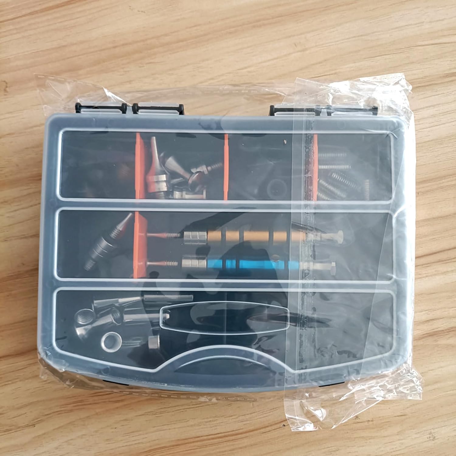 ペルソナ4 ファスナーアクセサリー イヤホン 携帯クリーナー 主人公 白 ペルソナ4 ファスナーアクセサリー イヤホン 携帯クリーナー 主人公 白