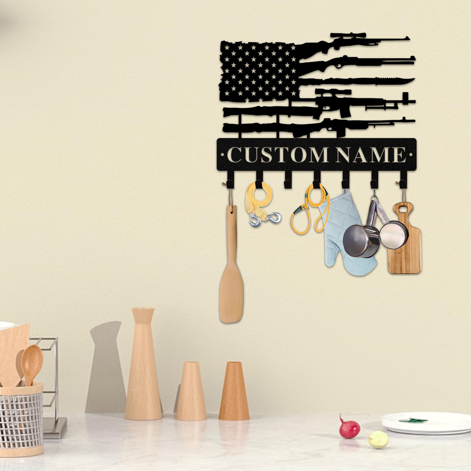 Quanqiuyi Personalized Gun Wall Hooks Custom Name Metal Gun Art Key Holder for,Fourth of July Independence Day, Front Door Hallway Bedroom Storage