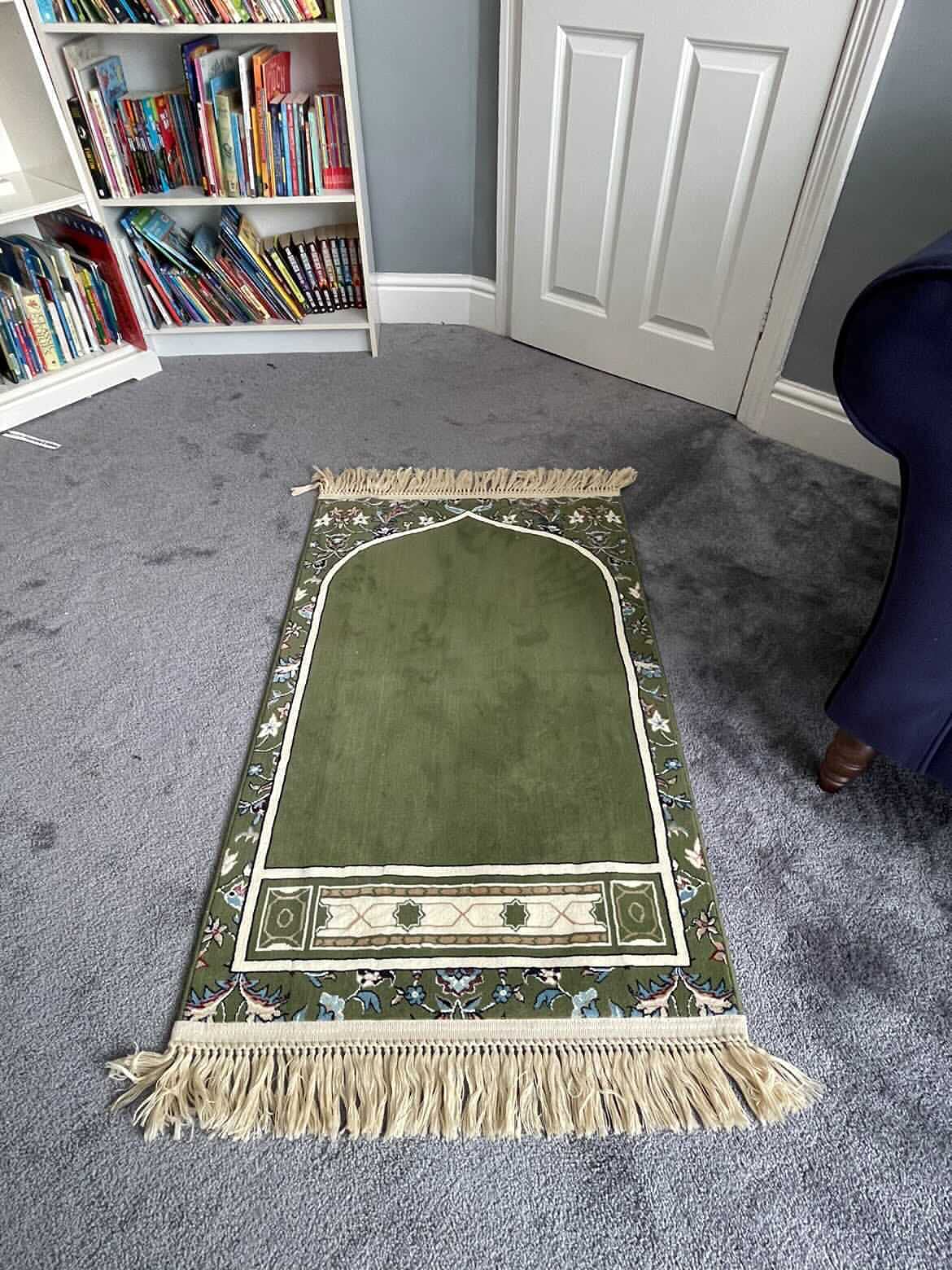 Buy Premium Islamic Muslim Prayer Mat Made in Madina Prayer Mats