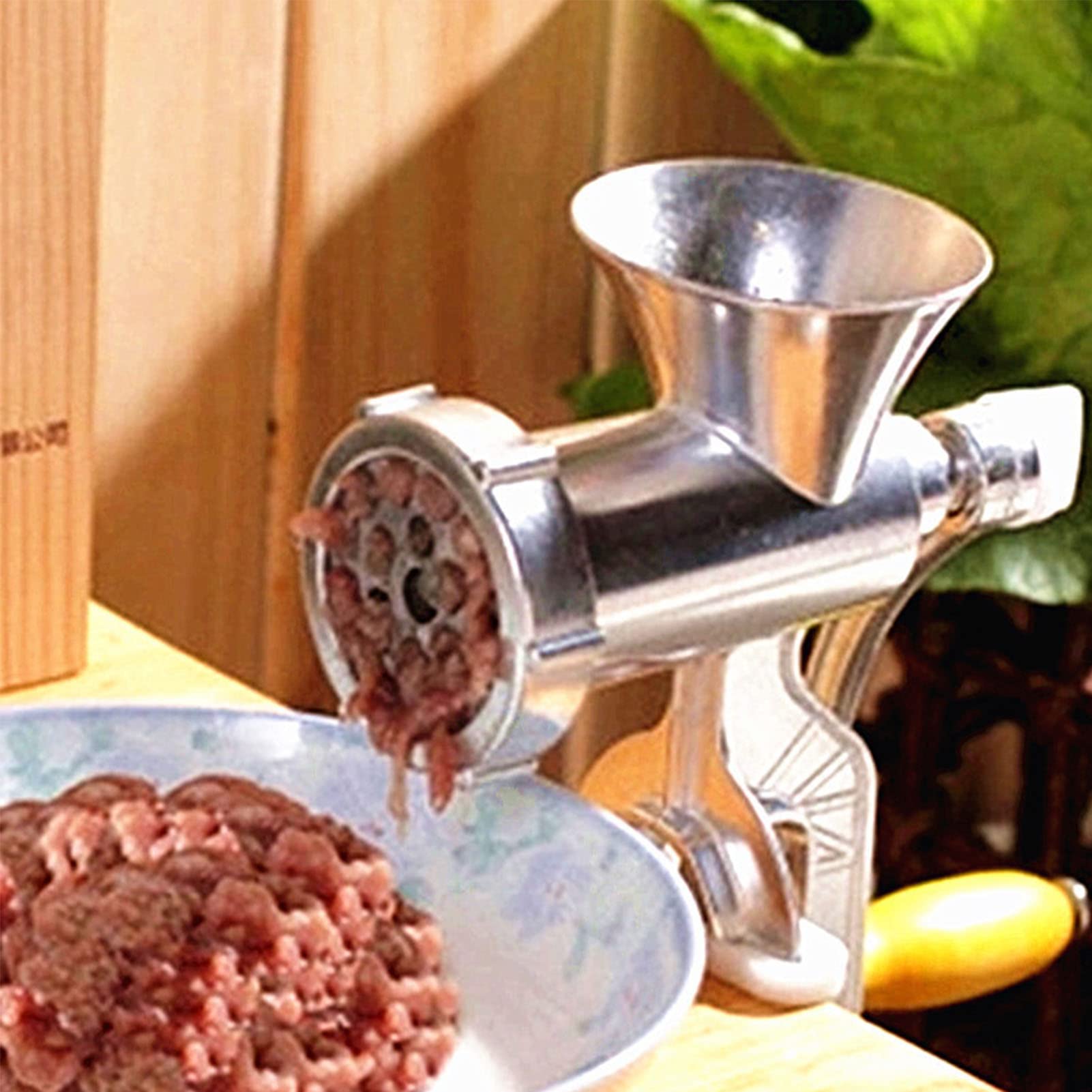 Aluminum Alloy Manual Meat Grinder, Heavy Duty Manual Meat Grinder, Multifunctional Sausage Maker and Manual Meat Mincer for Home Use, Fast and Effortless