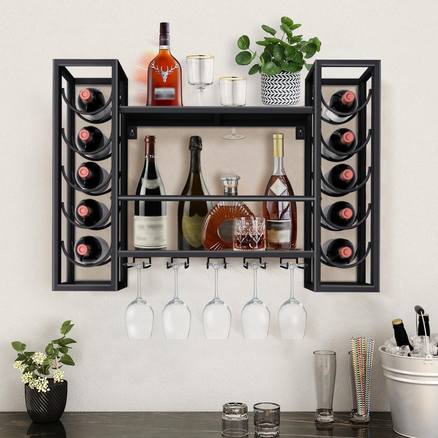 Étagère murale en métal pour bouteilles de vin : créez votre mini bar à la maison