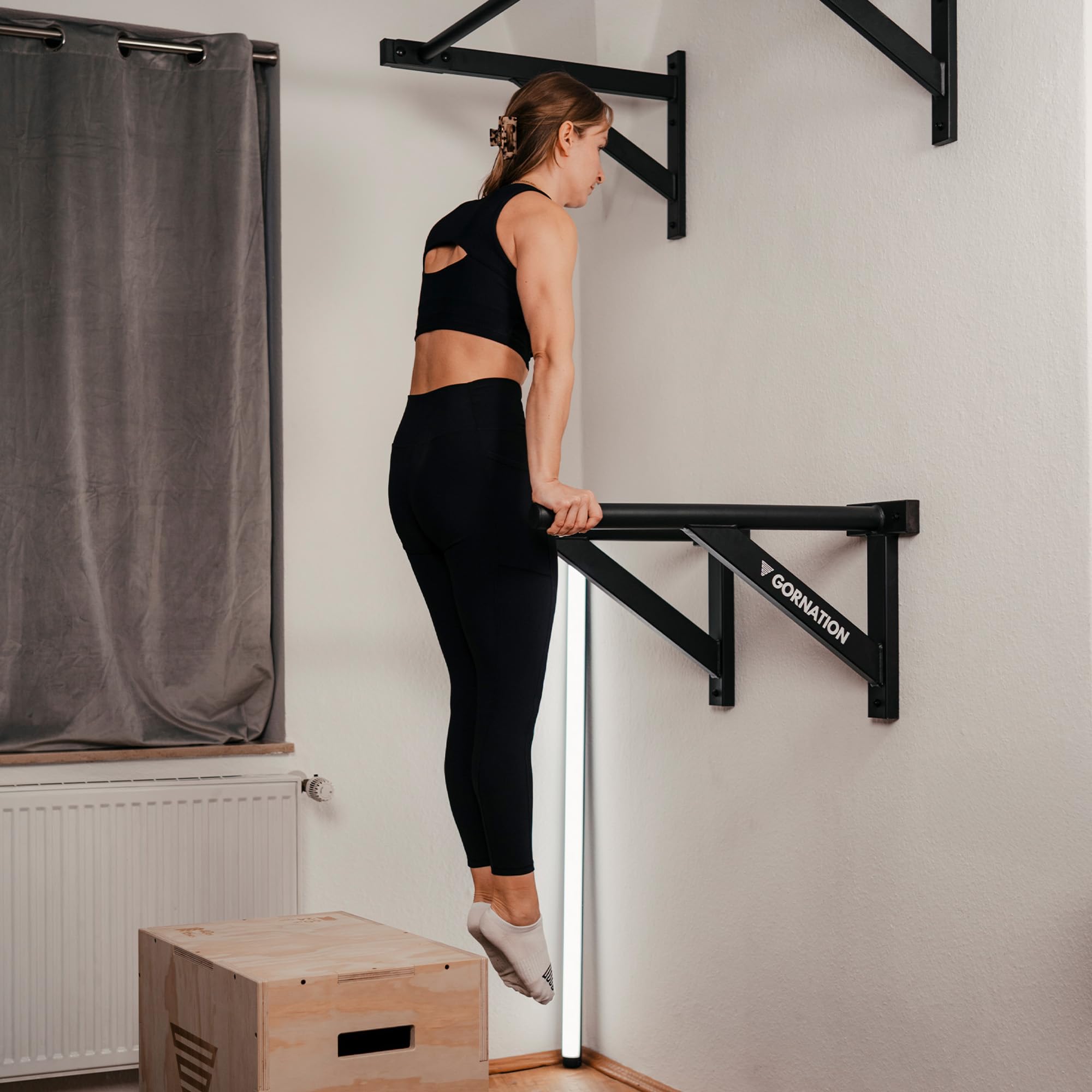 GORNATION Barre Parallele per Dips a Muro, Dip Station a Parete, Ideale per Calisthenics, per Palestra a Casa, Attrezzatura per Allenamento della Forza, Home Gym, Indoor/Outdoor