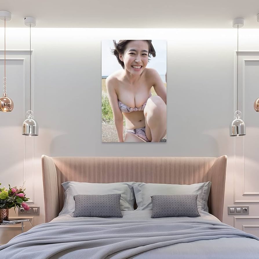 Amazon.co.jp: 桜田茉央女優のセクシーポスター プリント