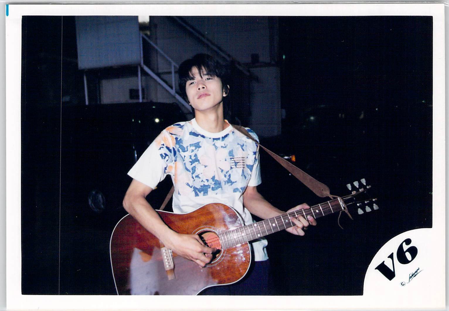 V6・【公式写真】・井ノ原快彦(イノッチ)・JCロゴ・生写真【スリーブ付 】IN 61