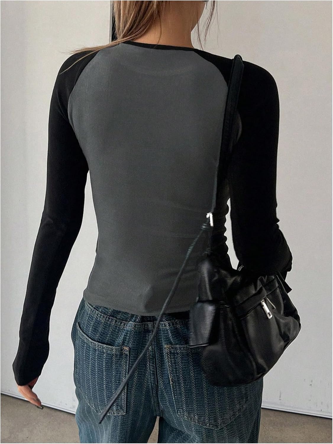 WDIRARA Women's Star Graphic Tees Color Block Long Raglan Sleeve T Shirts Crew Neck Fitted Tops - Image 3