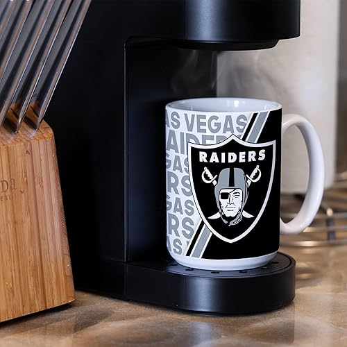 Vista 103 de Rico Industries NFL Football 15 oz White Ceramic Mug