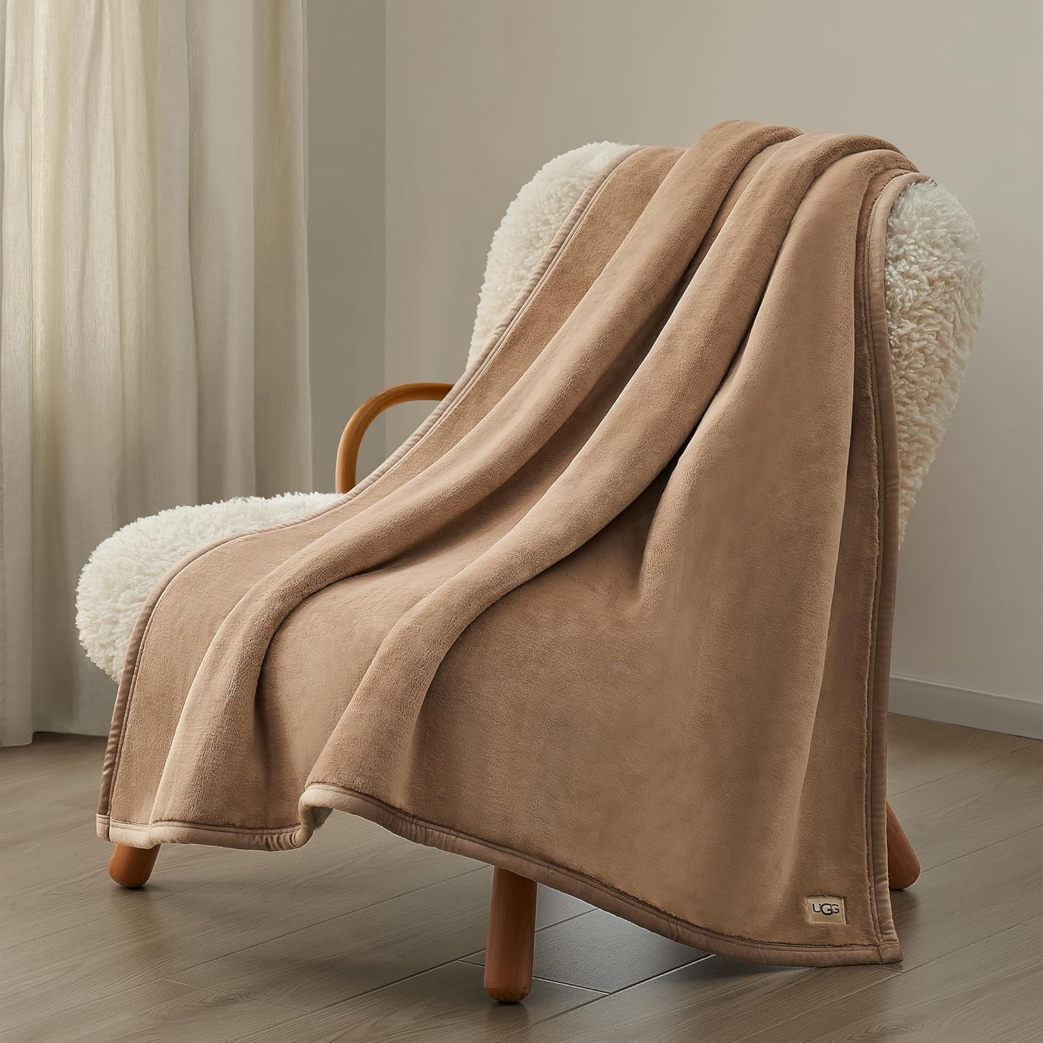 Amazon.com: UGG Salt Creek Throw Blanket – Ultra-Soft Tipped Faux