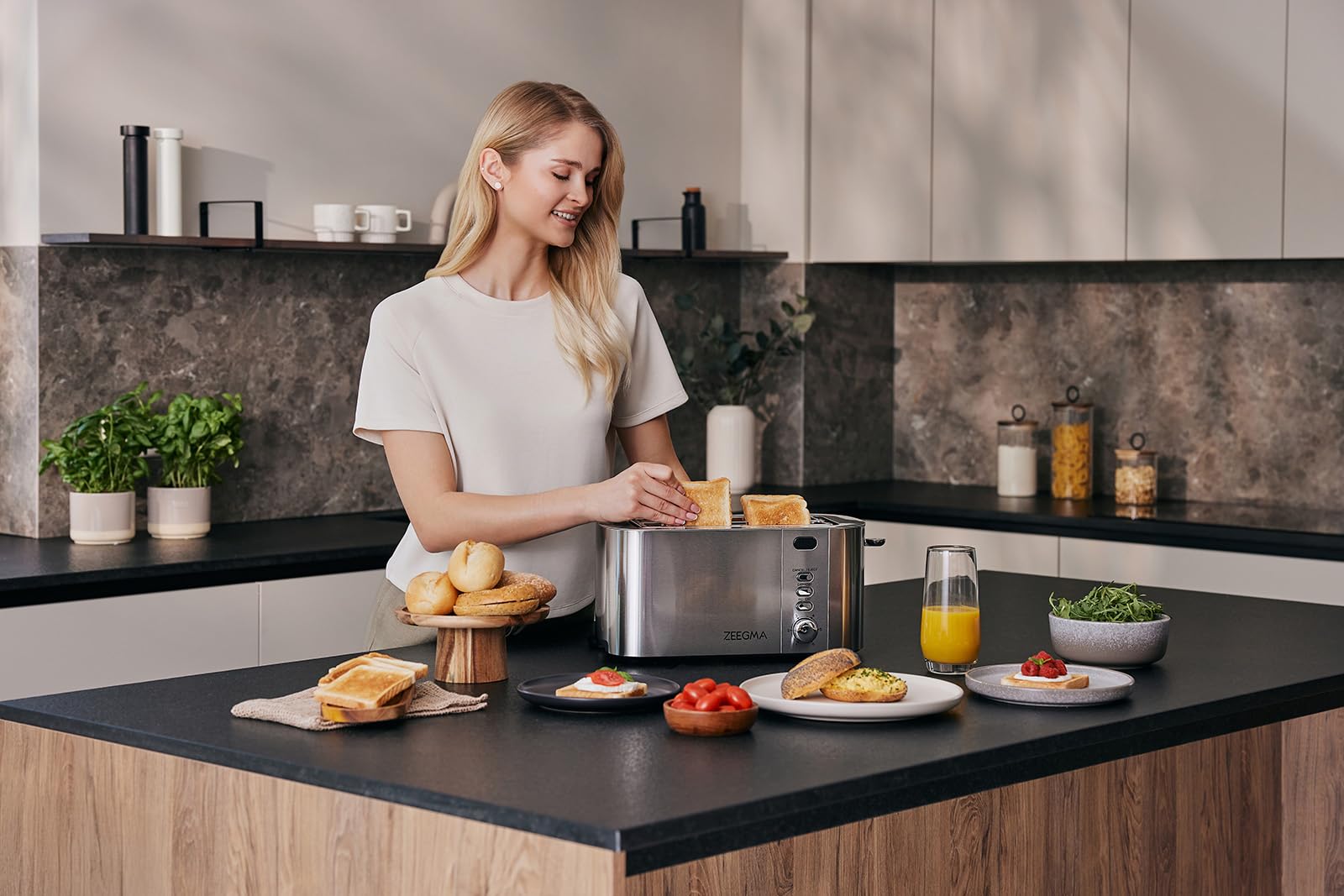 ZEEGMA Tostapane per 4 Fette TOSTEE CHEF Tostapane in Acciaio Inox, Griglia Scaldapanini da 1500W, Scongelamento, Riscaldamento e Arresto, Vassoio Raccogli Briciole, Display a LED con timer, 6 livelli